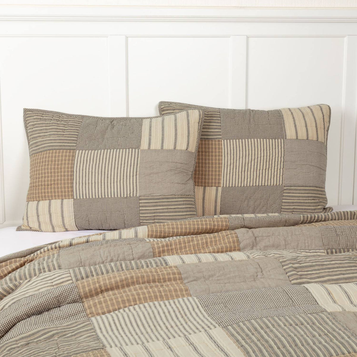 Kiraly Utca I Standard Sham - Charcoal