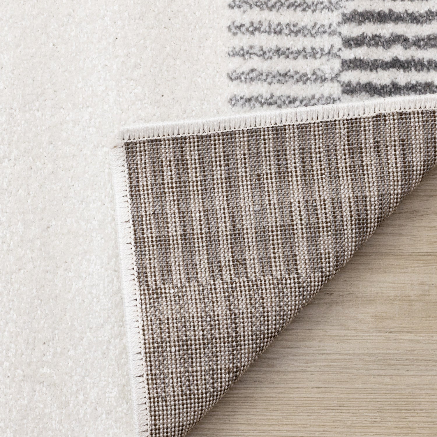 Claremont Sleek Modern Lines Area Rug - 5' X 8' - White/Grey