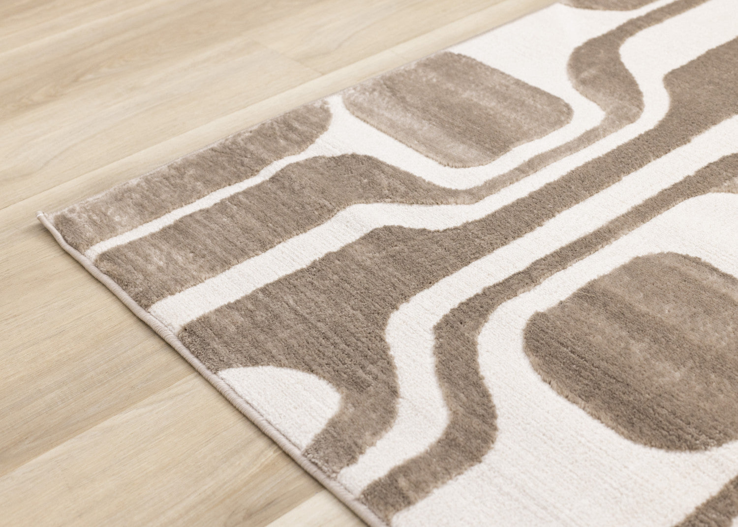 Logan Modern Area Rug - 8' X 11' - Brown/Cream