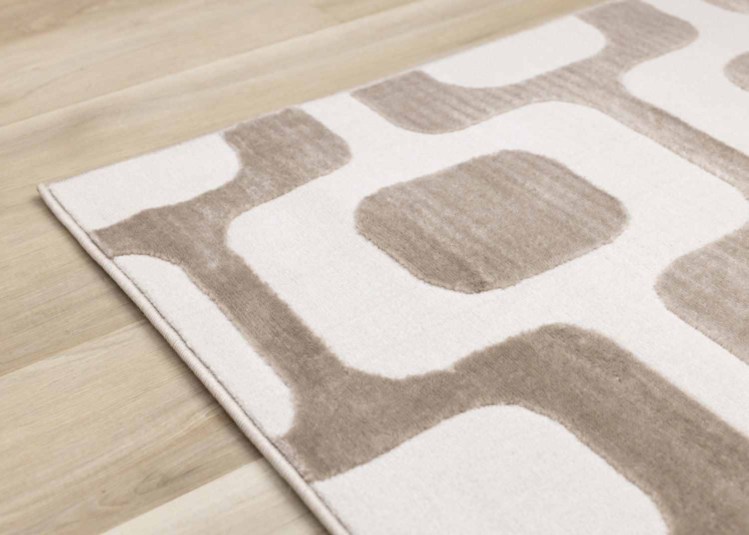 Logan Modern Vintage Area Rug - 8' X 11' - Brown/Cream