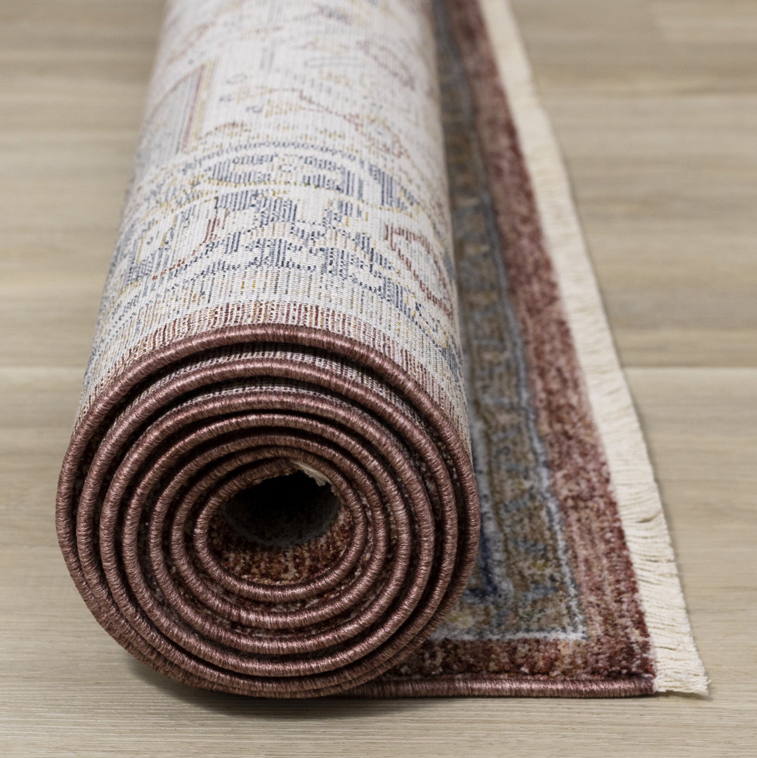 Macie Traditional Area Rug - 8' X 11' - Red/Cream