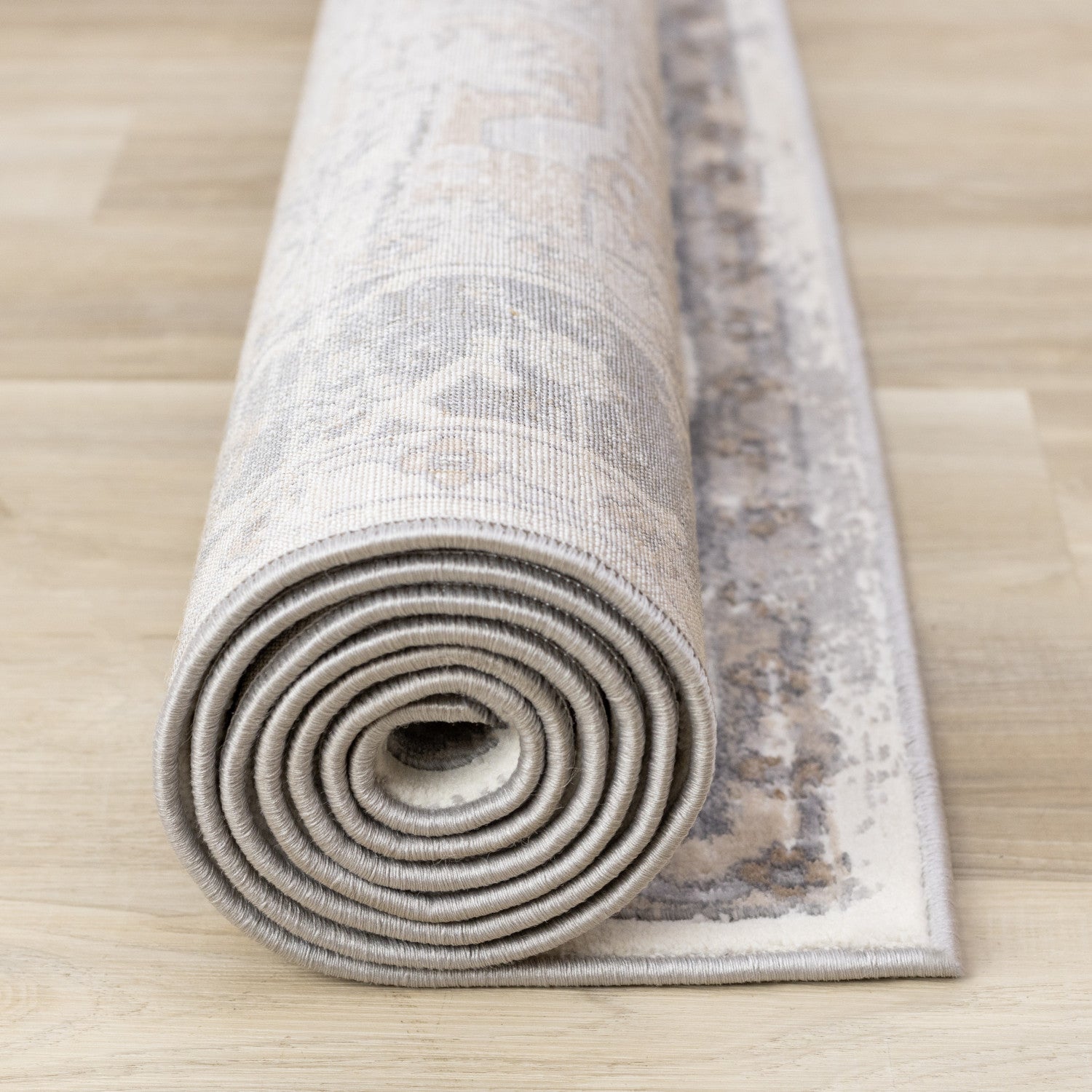 Elegant Traditional Area Rug - 8' X 11' - Grey/Brown