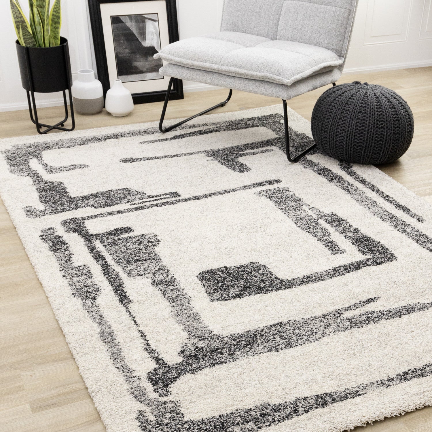 Marquee Modern Abstract Area Rug - 5' X 8' - Cream/Black