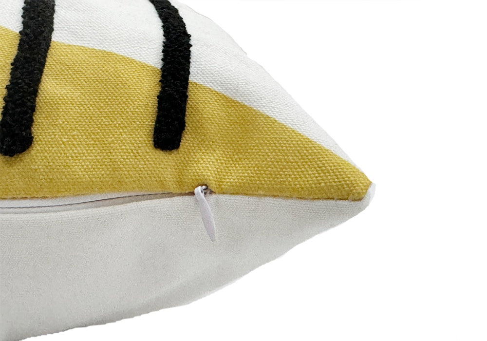 Free Spirit 18 x 18" Cushion - Mustard, Black, White