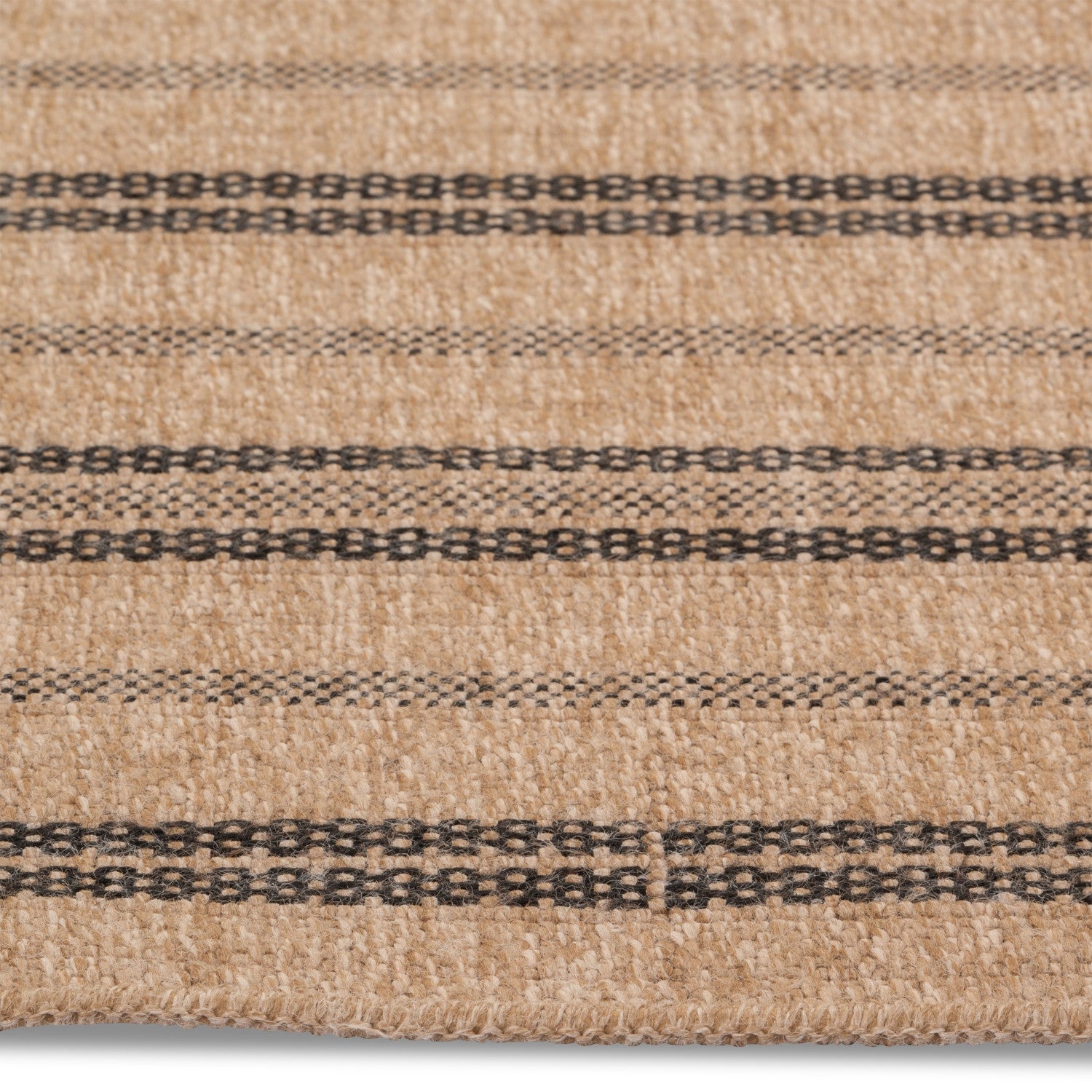 Avanos Bohemian Indoor/Outdoor Rug - 5' x 8' - Beige/Black