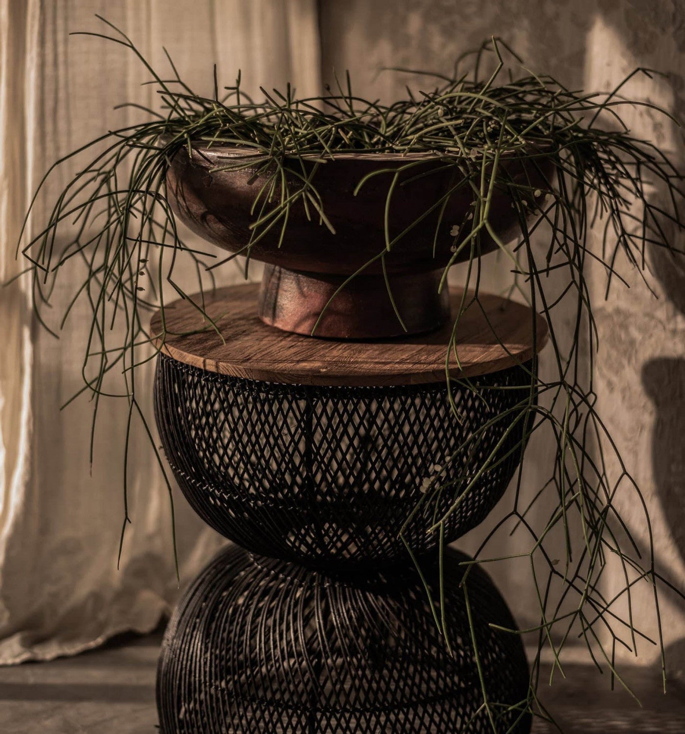 Bayan Wave Side Table - Black