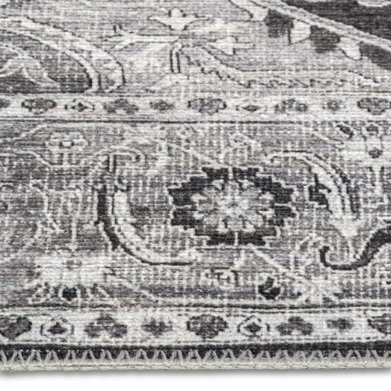 Aura Traditional Rug - 6' x 9' - Black /White
