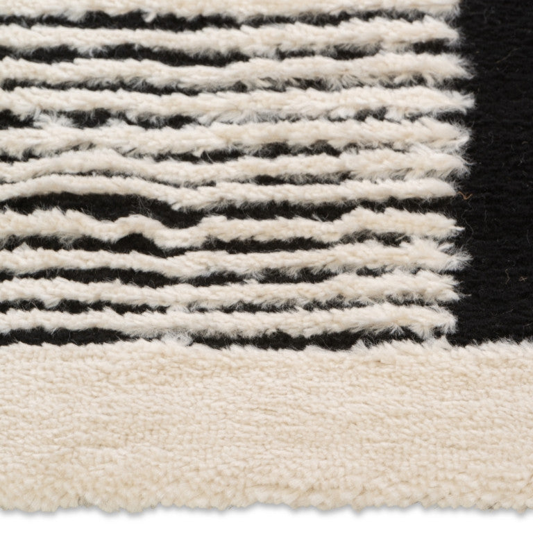 Sherpa Shapes Rug - 5' x 7' - White