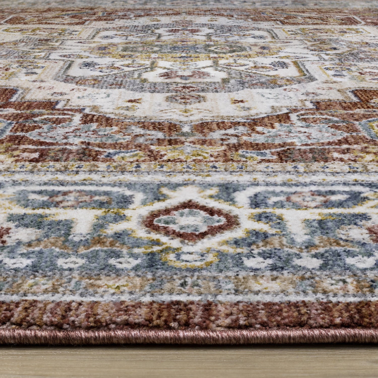 Macie Traditional Area Rug - 5' X 8' - Red/Cream