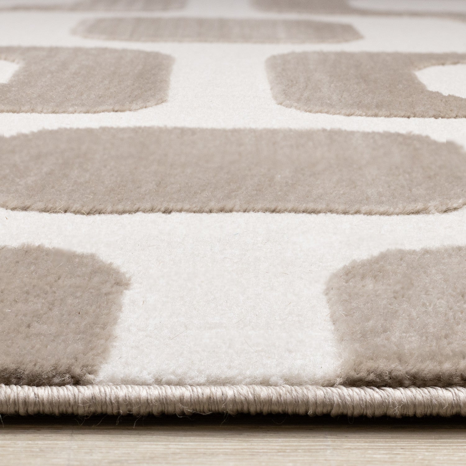 Logan Modern Vintage Area Rug - 5' X 8' - Brown/Cream