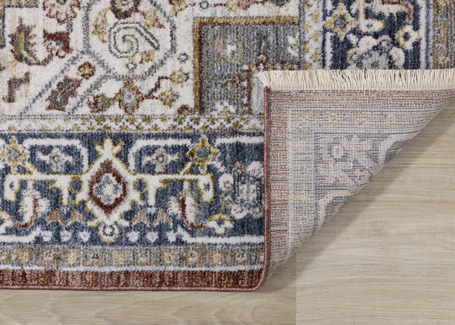 Macie Traditional Area Rug - 5' X 8' - Red/Cream