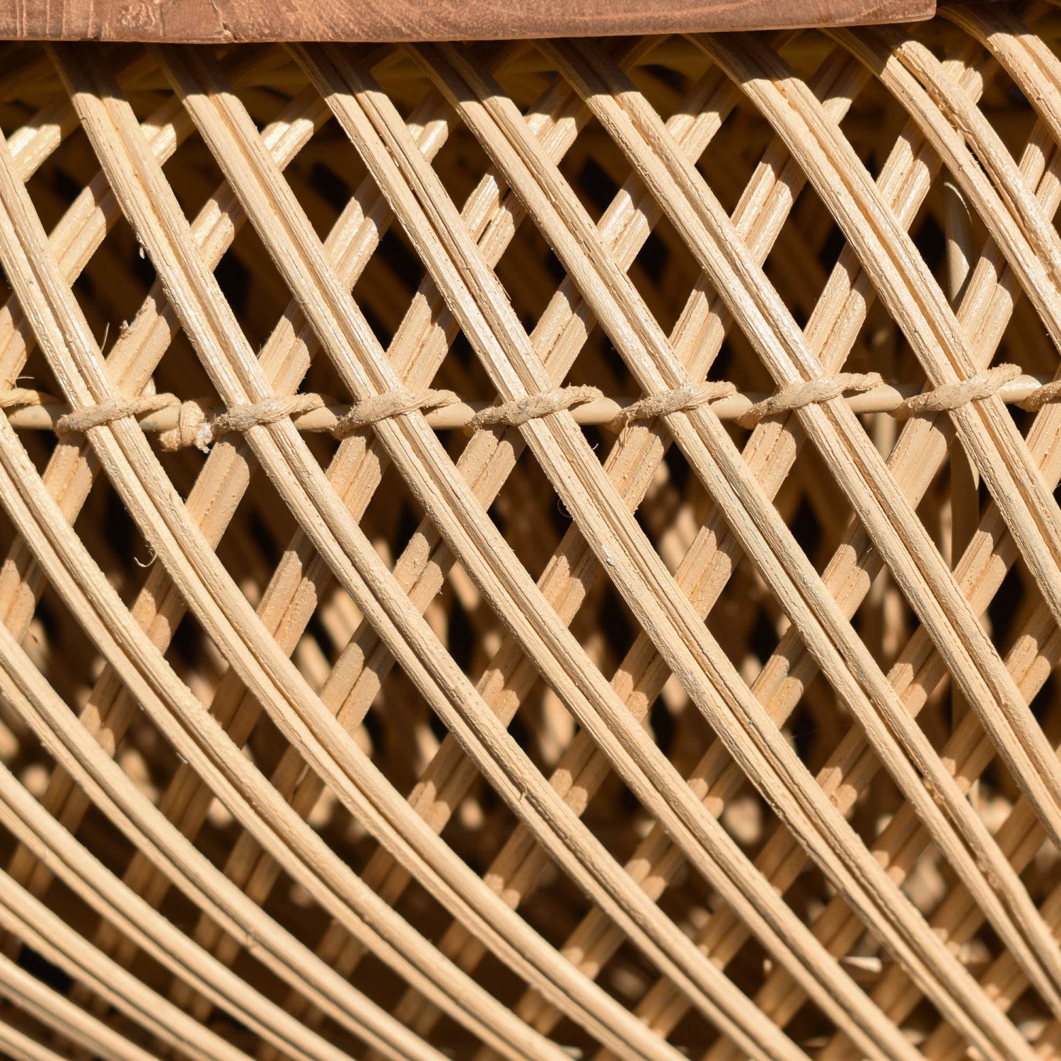 Bayan Wave Side Table - Natural