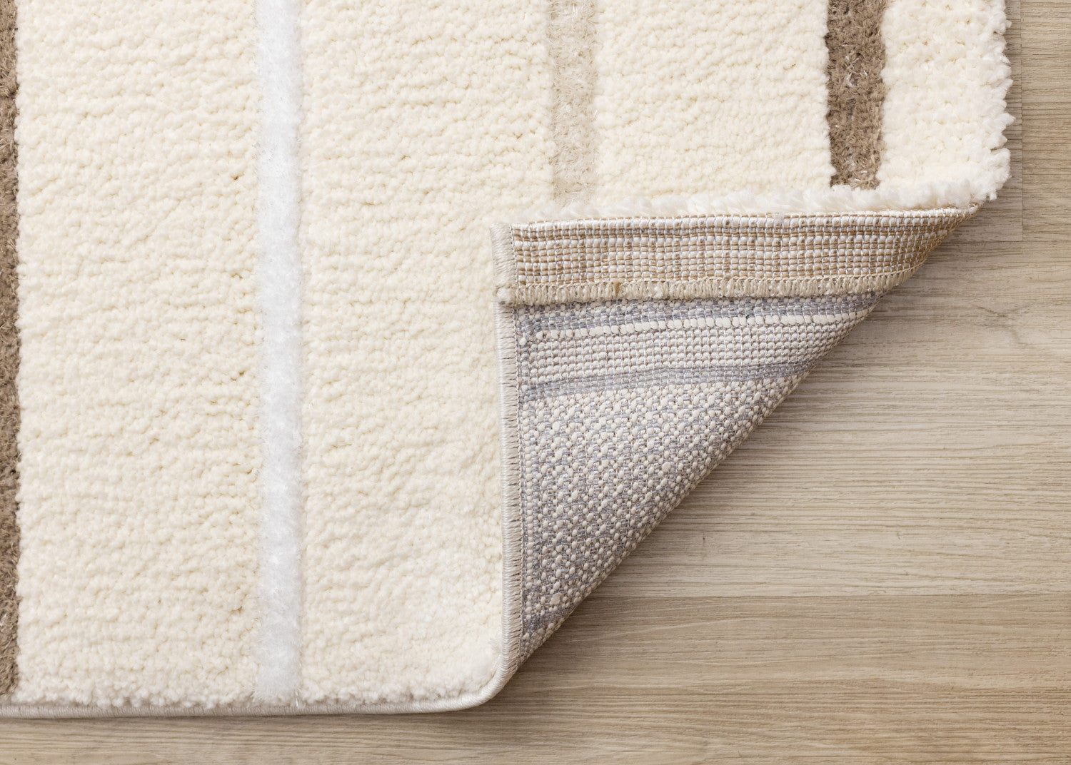 Sasha Soft Modern Lines Area Rug - 5' X 8' - Cream