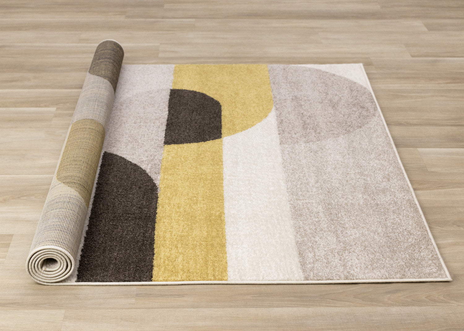 Maui Contemporary Geometric Area Rug - 5' X 8' - Cream/Yellow