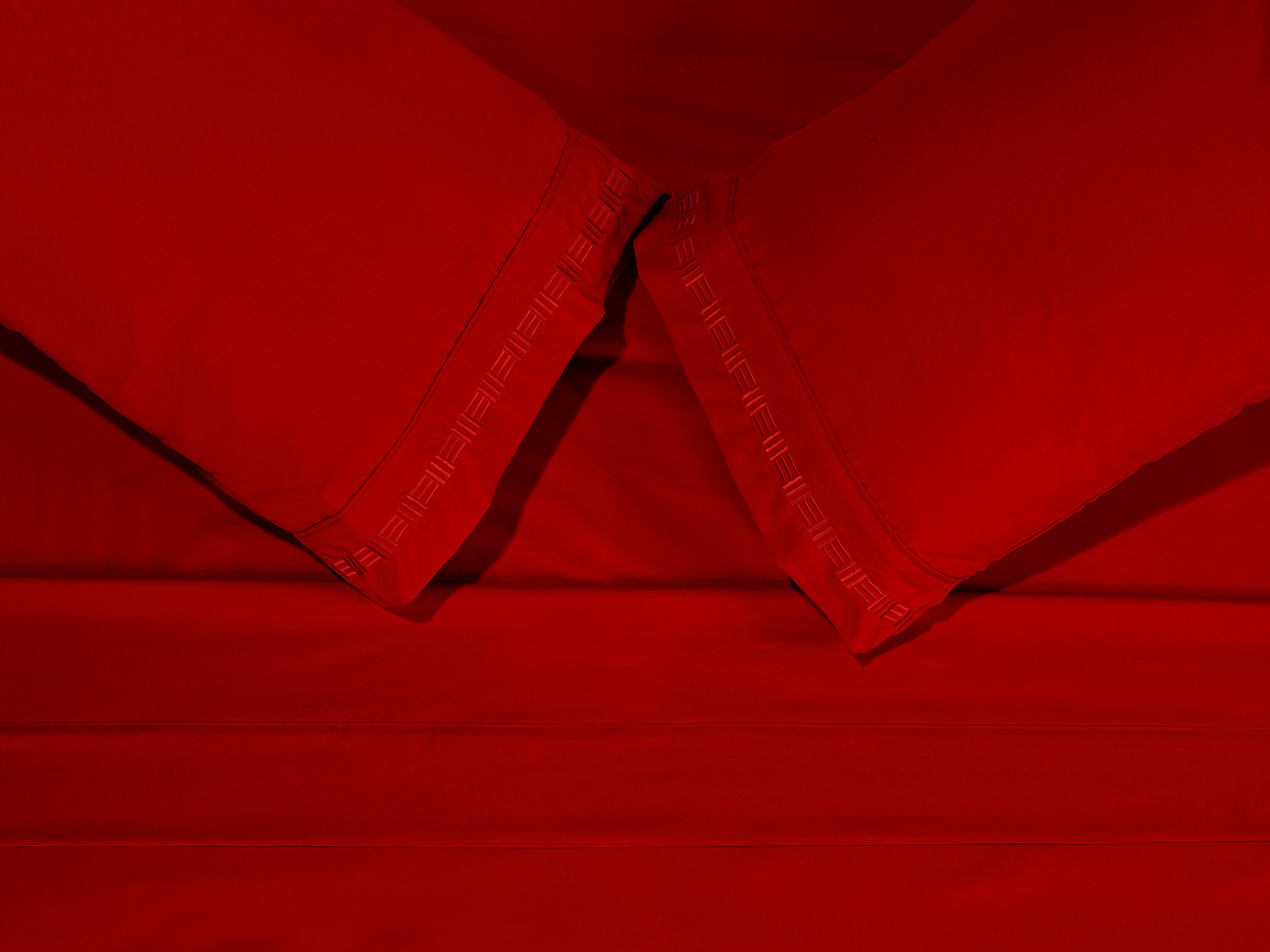Nilus Queen Sheet Set - Red