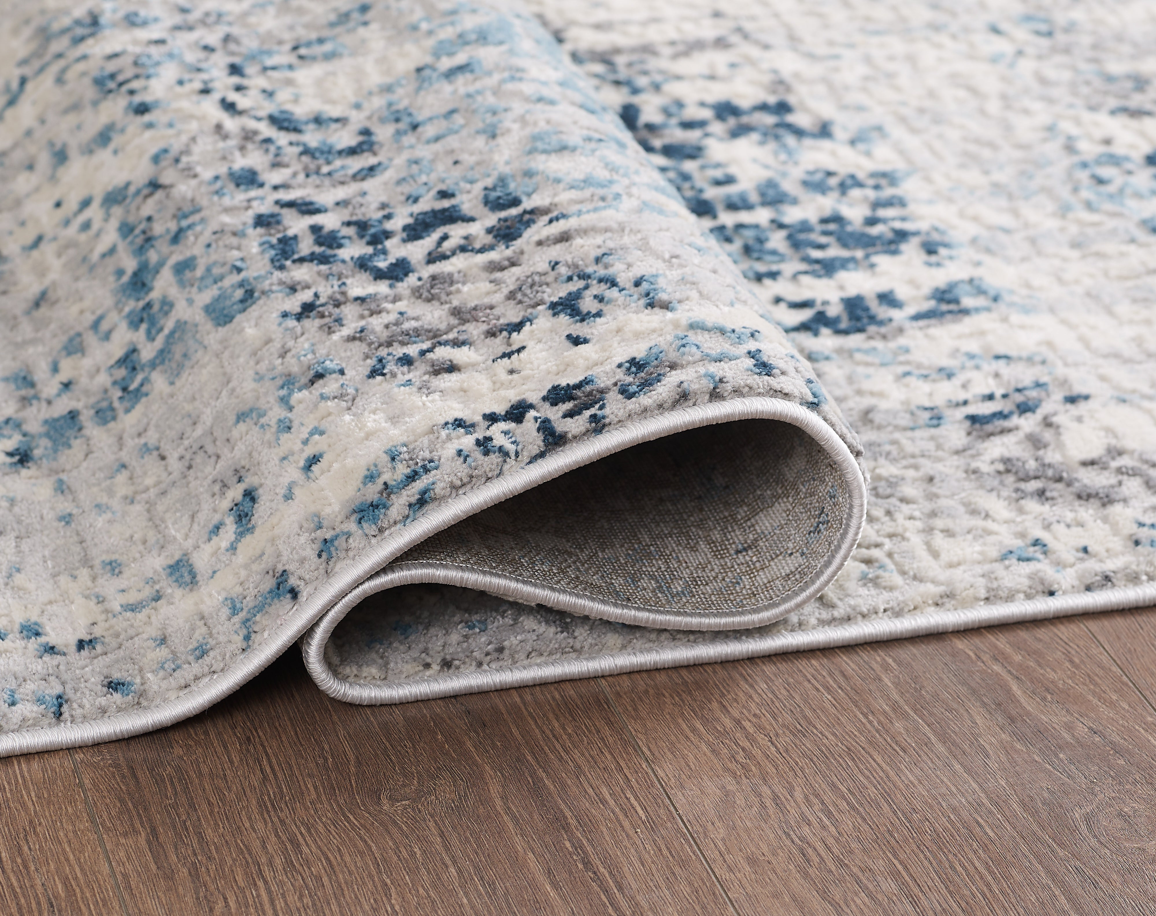 L2 Decor Cozy Area Rug 5' x 8' - Cream, Light Blue