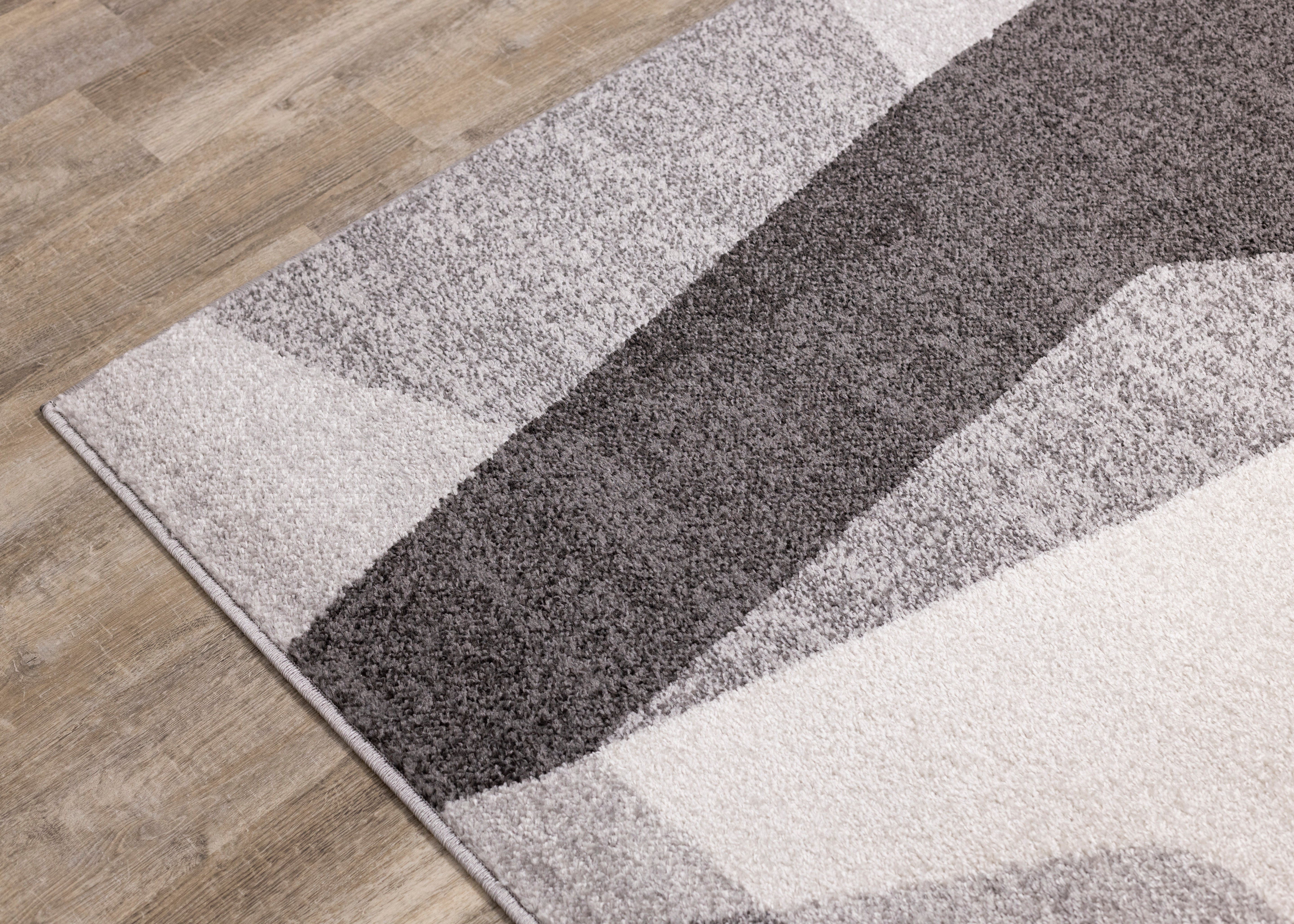 Focus 5'3" x 7'7" Geometric Shapes Area Rug - Grey, White