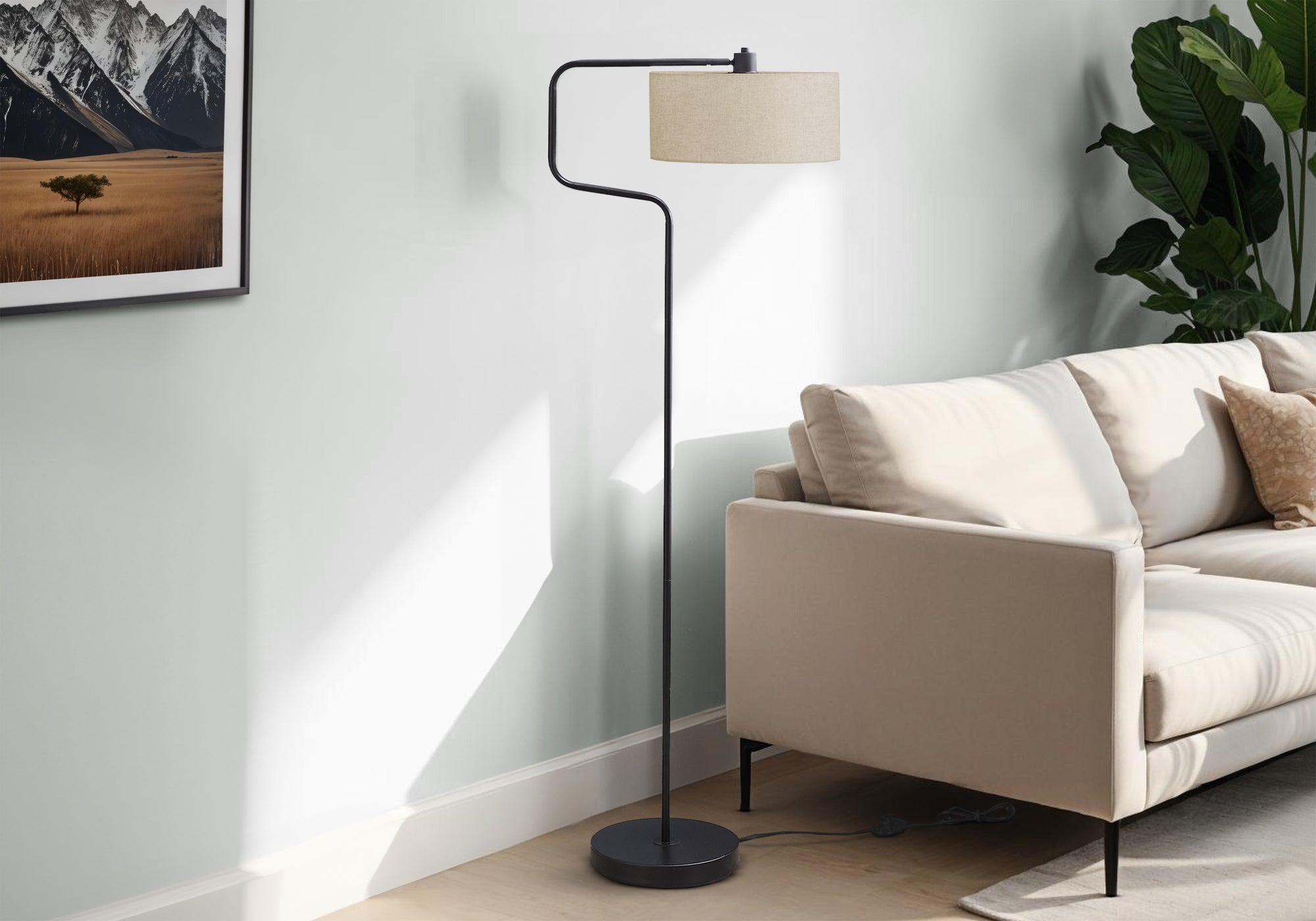 Solis Floor Lamp - Black