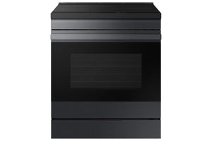 Samsung BESPOKE Cuisinière à induction 6,3 pi³ encastrable avec convection véritable avec Air sous vide acier noir mat NSI6DG9500MTAC