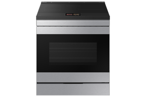 Samsung BESPOKE Cuisinière à induction 6,3 pi³ encastrable avec convection véritable, IA Hub et caméra intelligente dans le four acier inoxydable NSI6DG9900SRAC