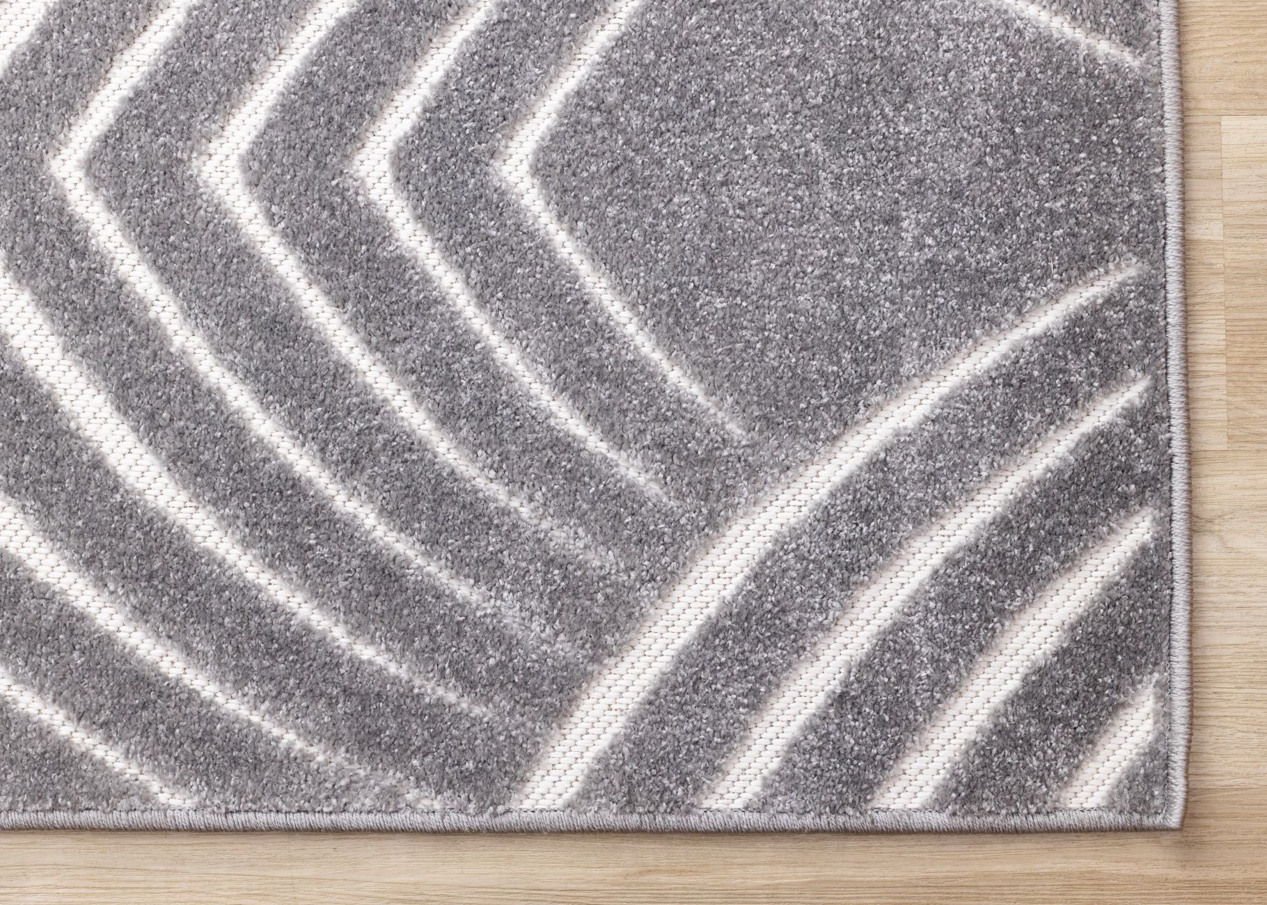 Silver Arches 6'7" x 9'10" Geometric Area Rug - Grey, White