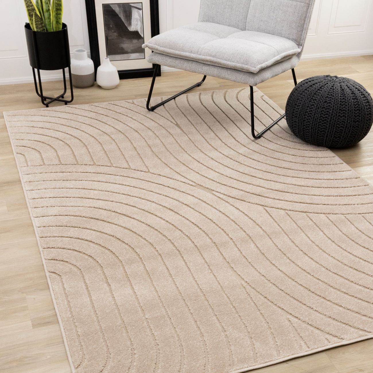 Golden Dunes 5'3" x 7'7" Modern Curved Arches Design Area Rug - Beige