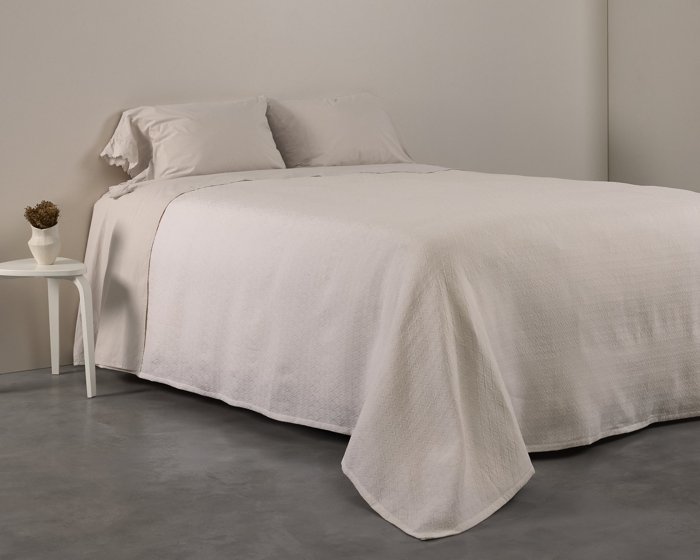 Cotton House Portugal Coverlet 90" x 90" - Meripall