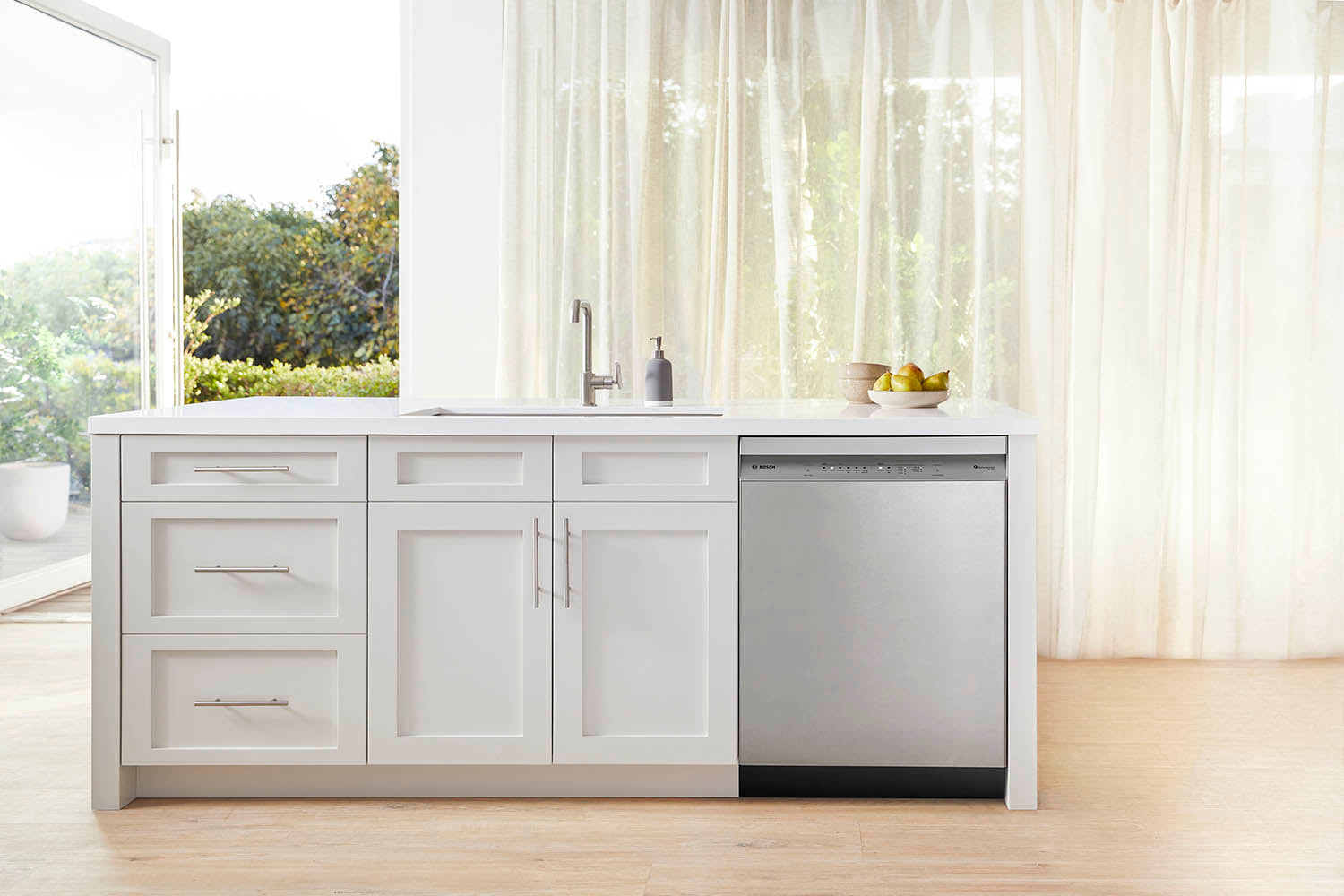 Bosch Stainless Steel Anti Fingerprint 24" Smart Dishwasher with Home Connect, Third Rack - SHE5AE75N