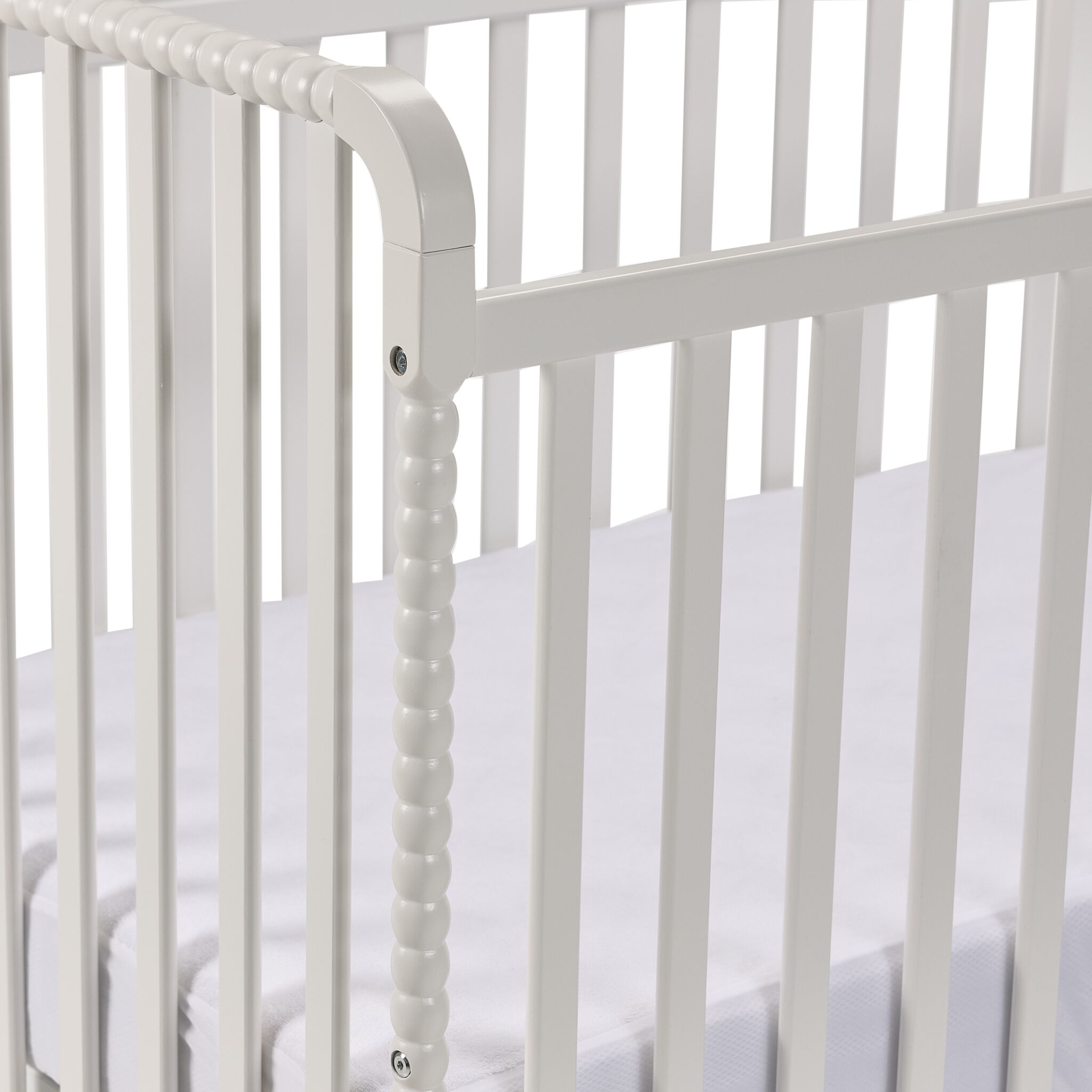 Delta Children Grace 4-in-1 Convertible Crib - Bianca White