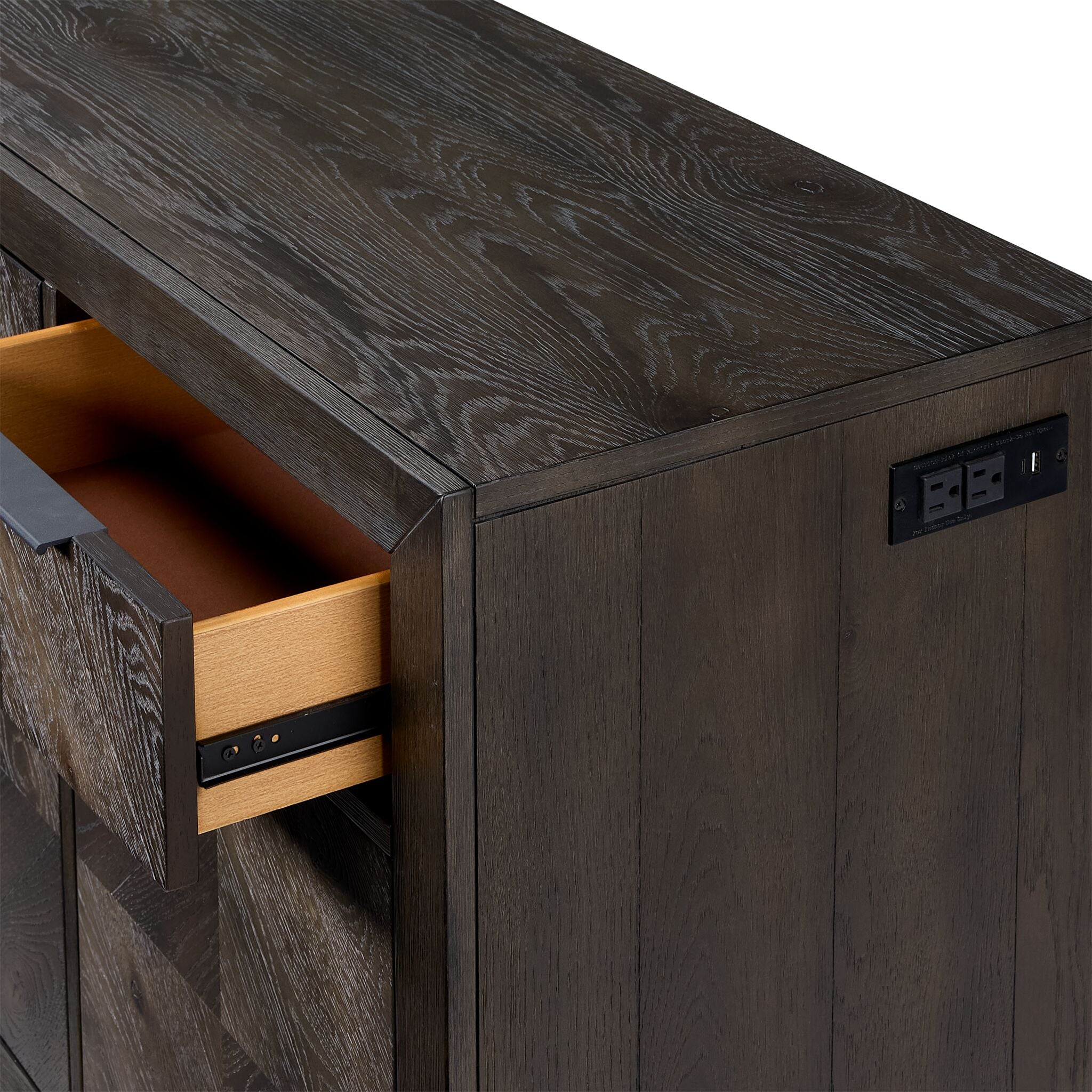Hearst Server - Dark Oak