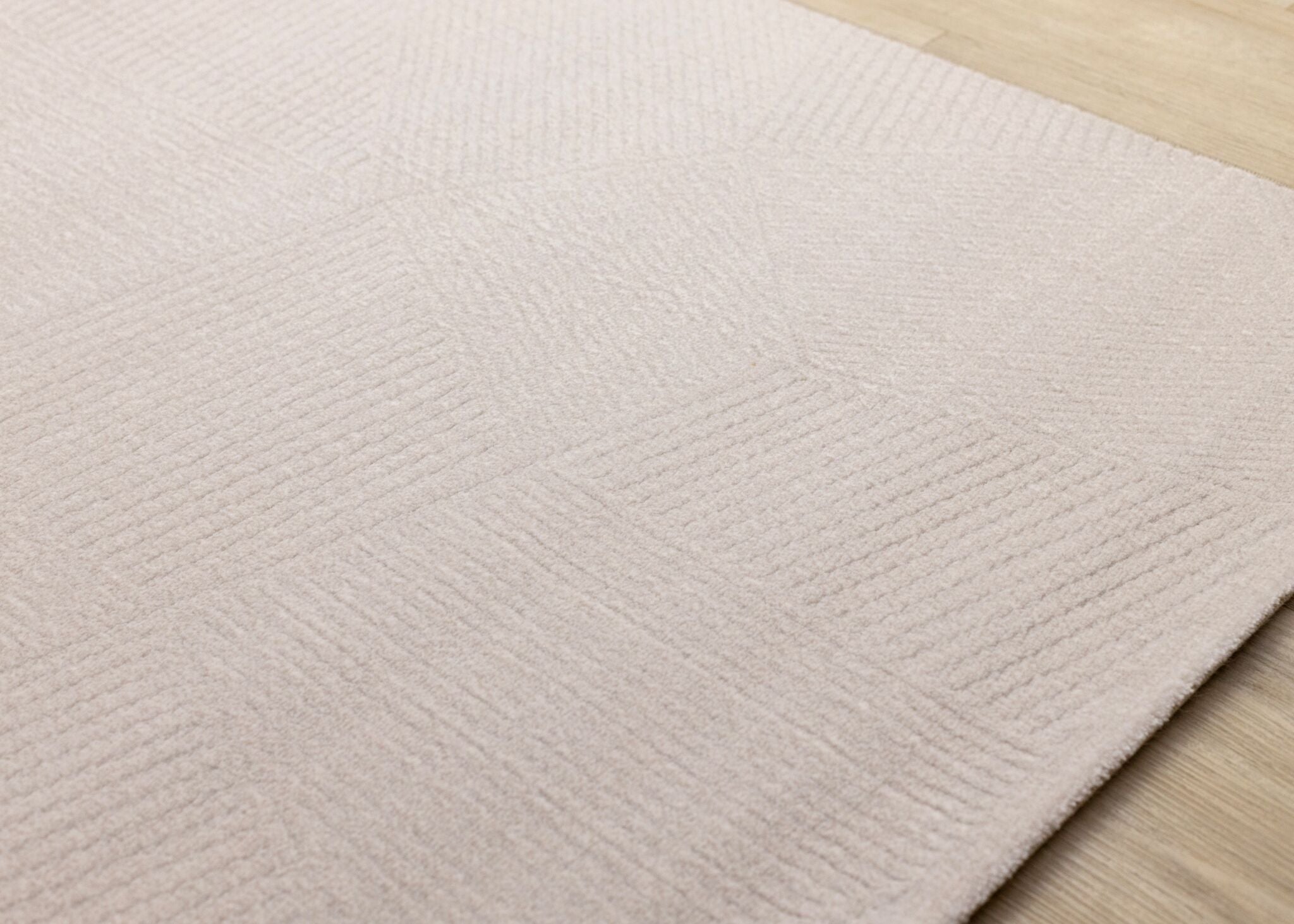 Himalaya 5'3" x 7'7" Striped Geometic Shape Area Rug - Taupe