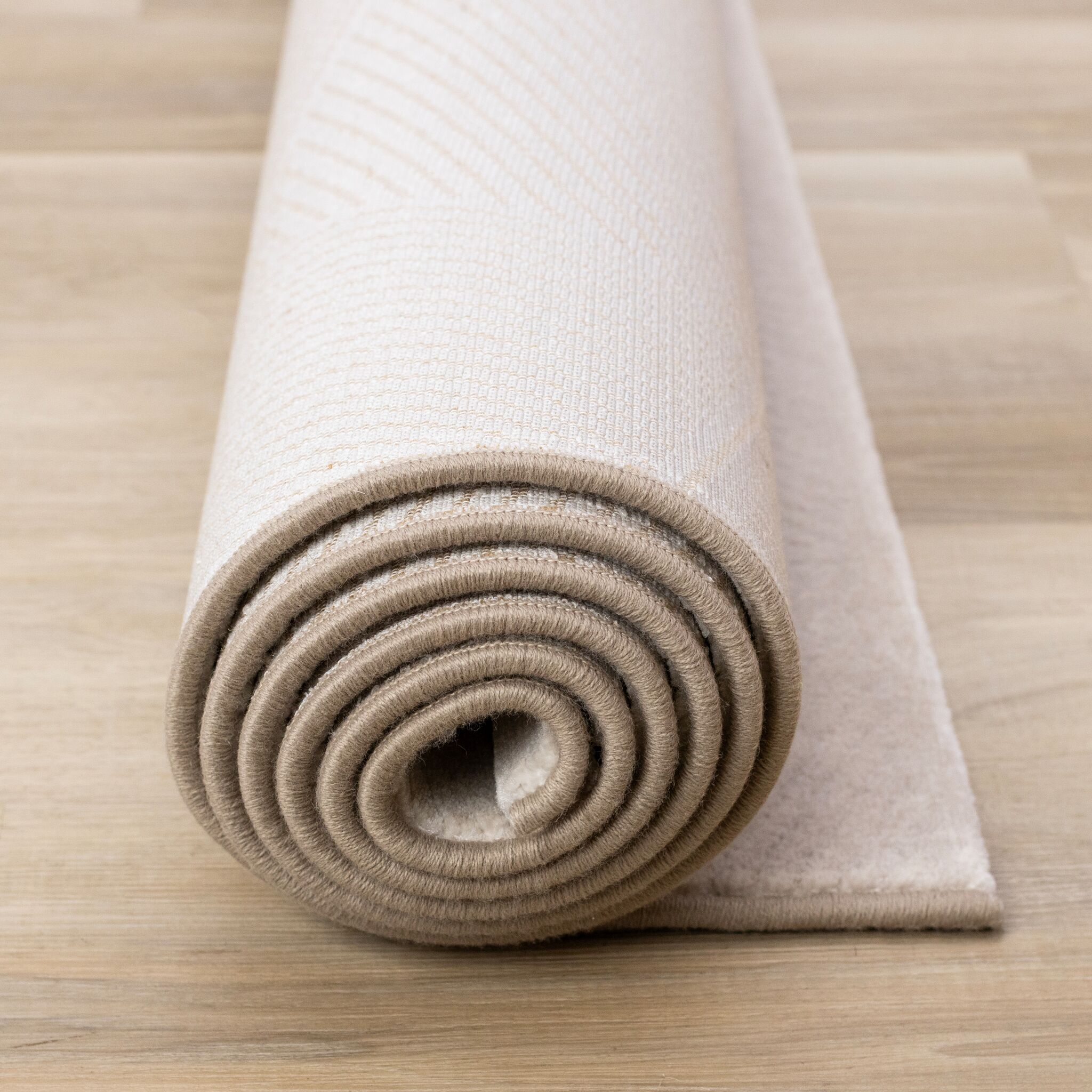 Himalaya 5'3" x 7'7" Striped Geometic Shape Area Rug - Taupe