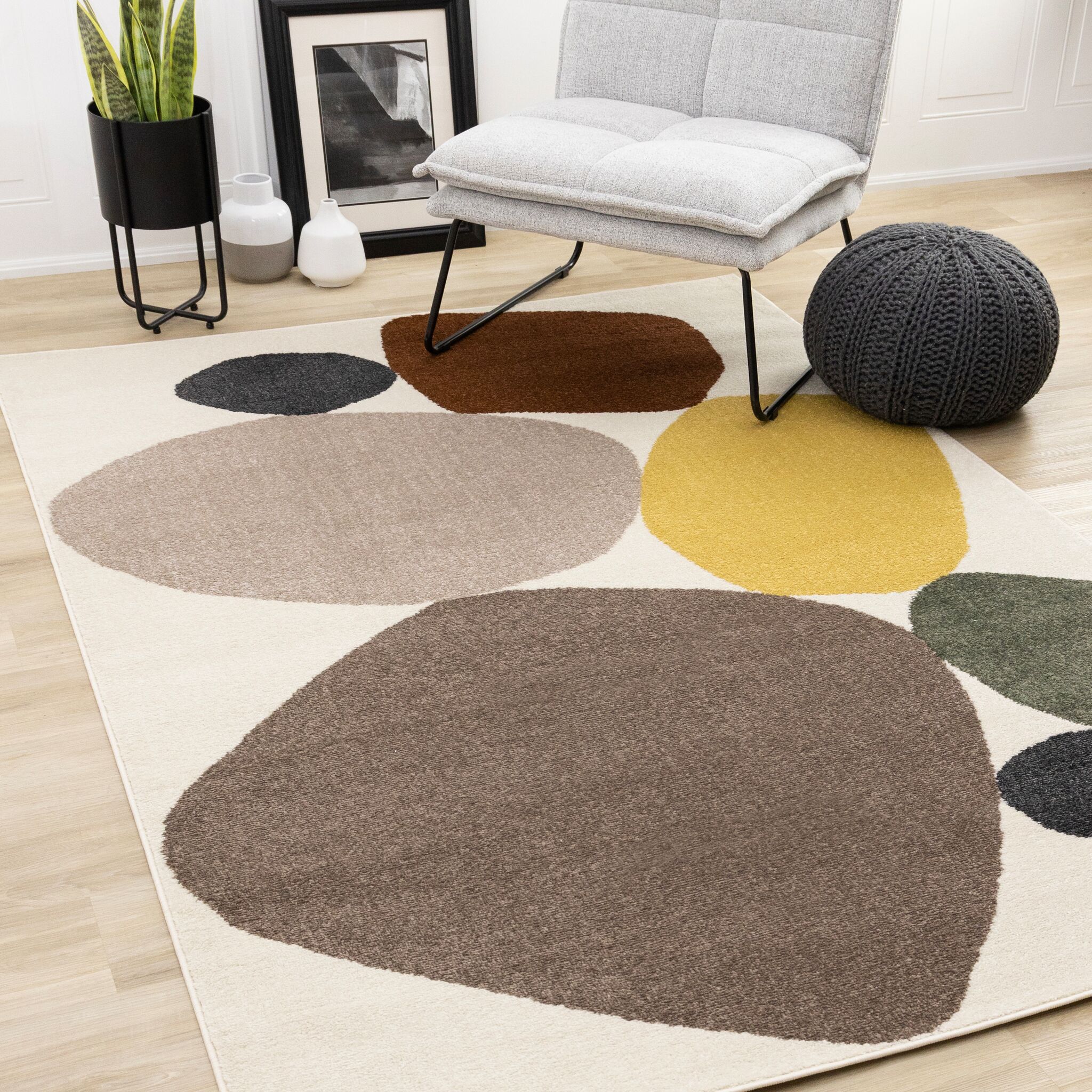 Warm Elements 5'3" x 7'7" Pebbles Design Area Rug - Cream