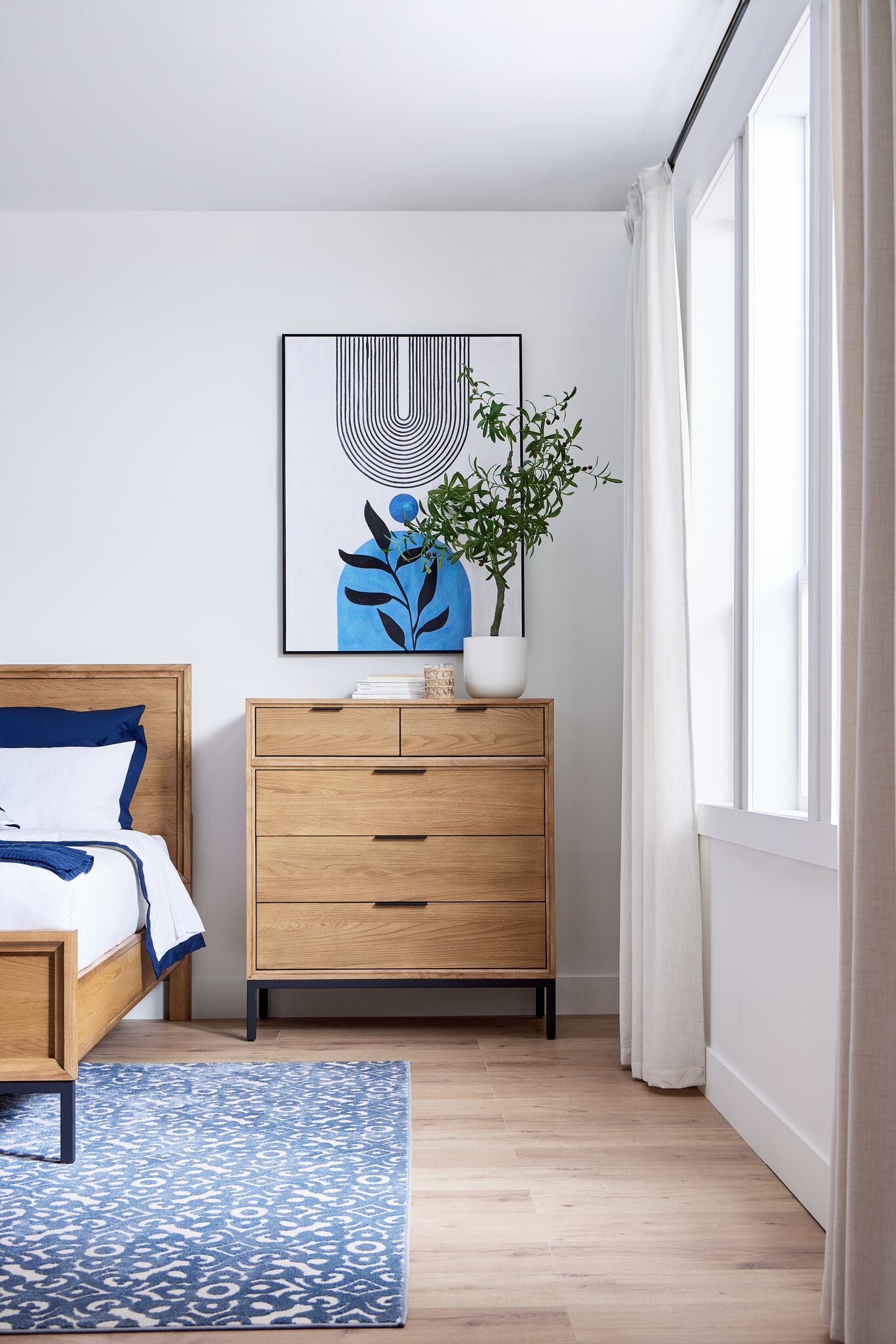 Feeling Connected - Newport 5-Drawer Chest - Oak and Black