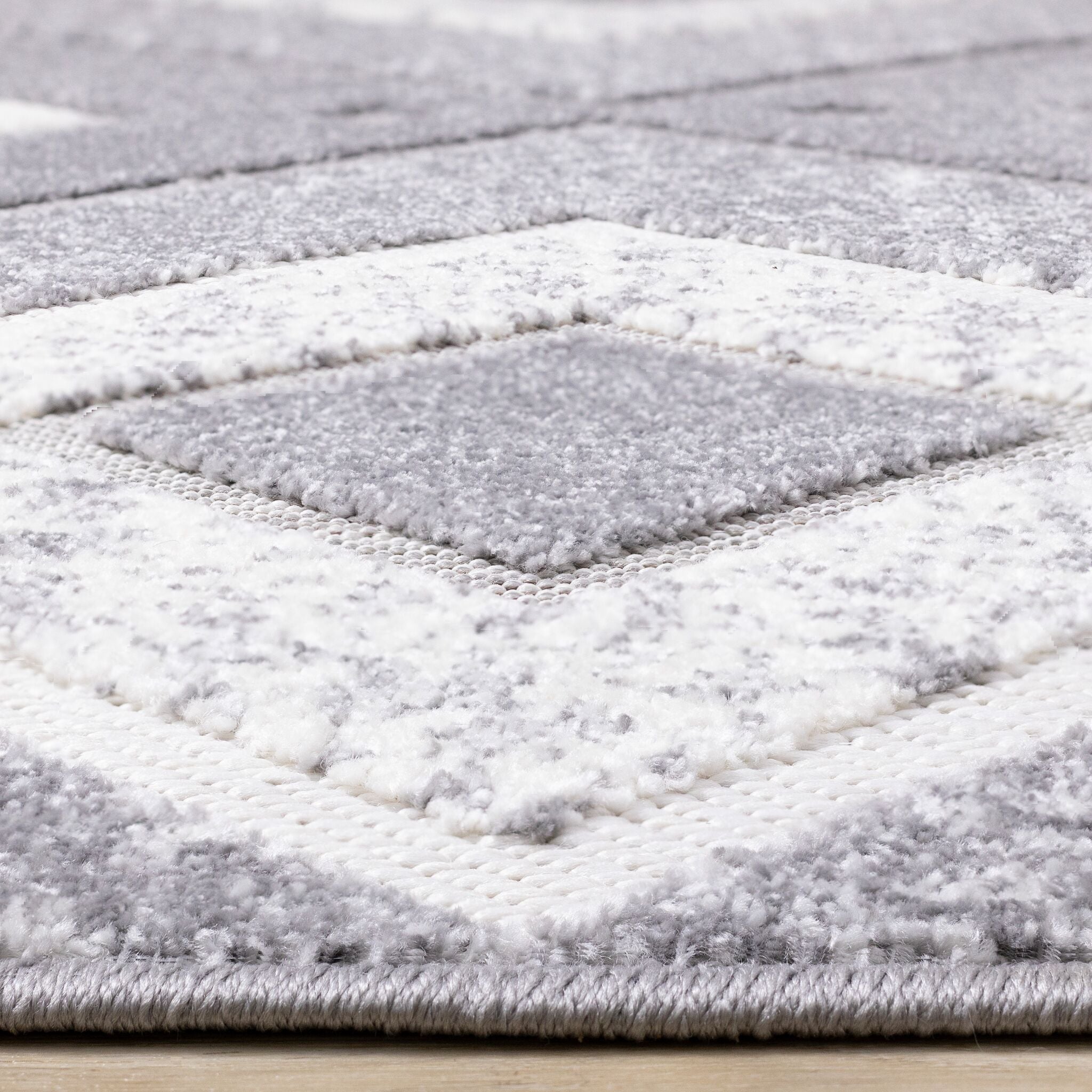 Diamond Mist 6'7" x 9'6" Diamond Pattern Area Rug - Grey, White