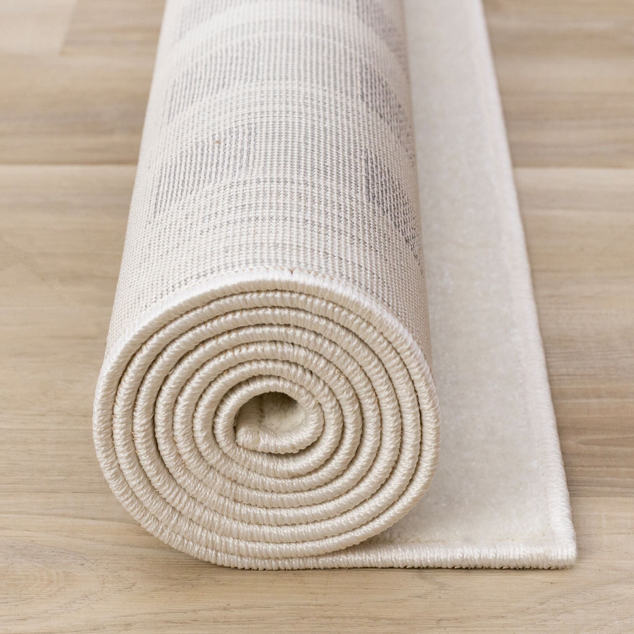 Pearl Grid 6'7" x 9'6" Grid Design Area Rug - White