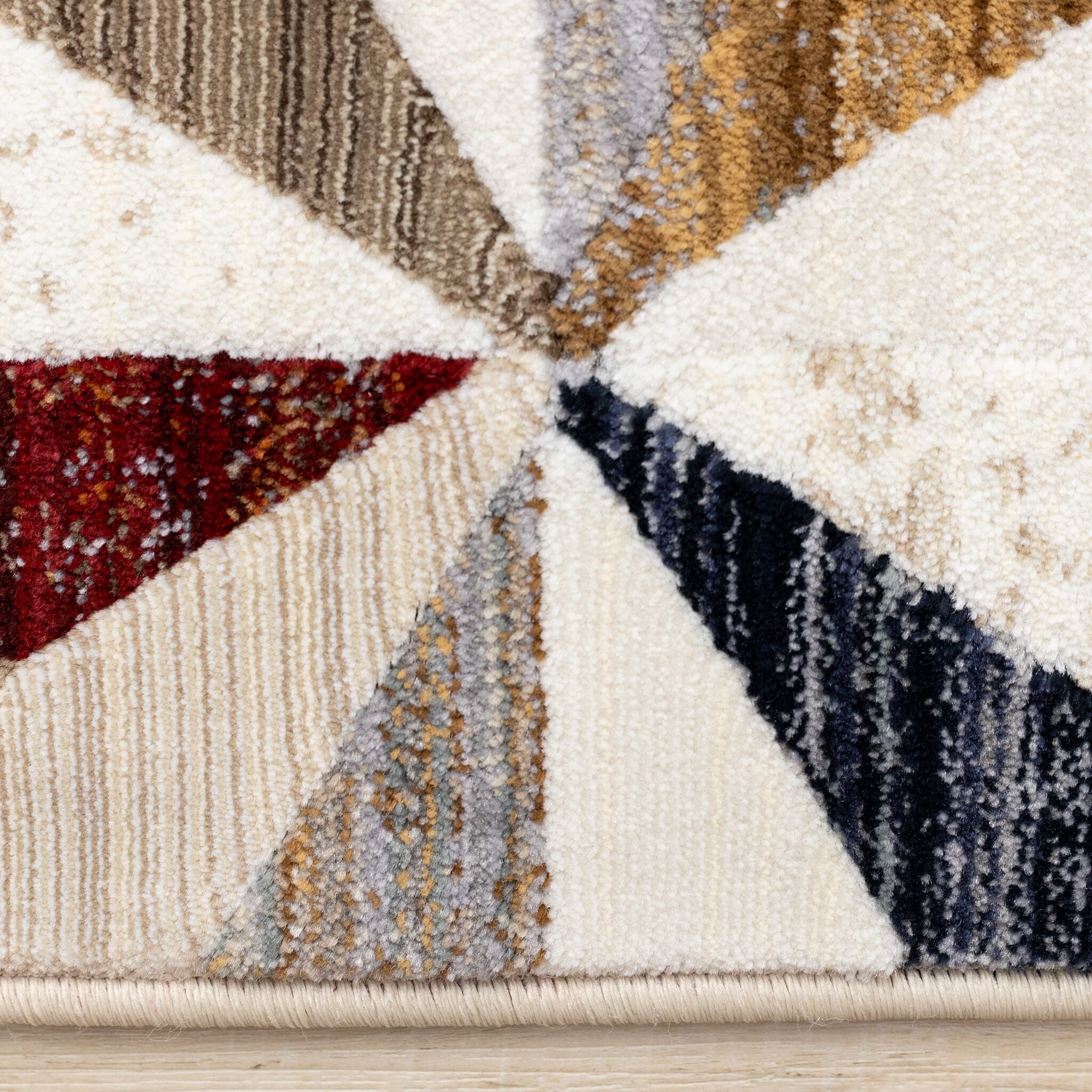 Sierra Prism 5'3" x 7'10" Geometric Star Area Rug - Cream