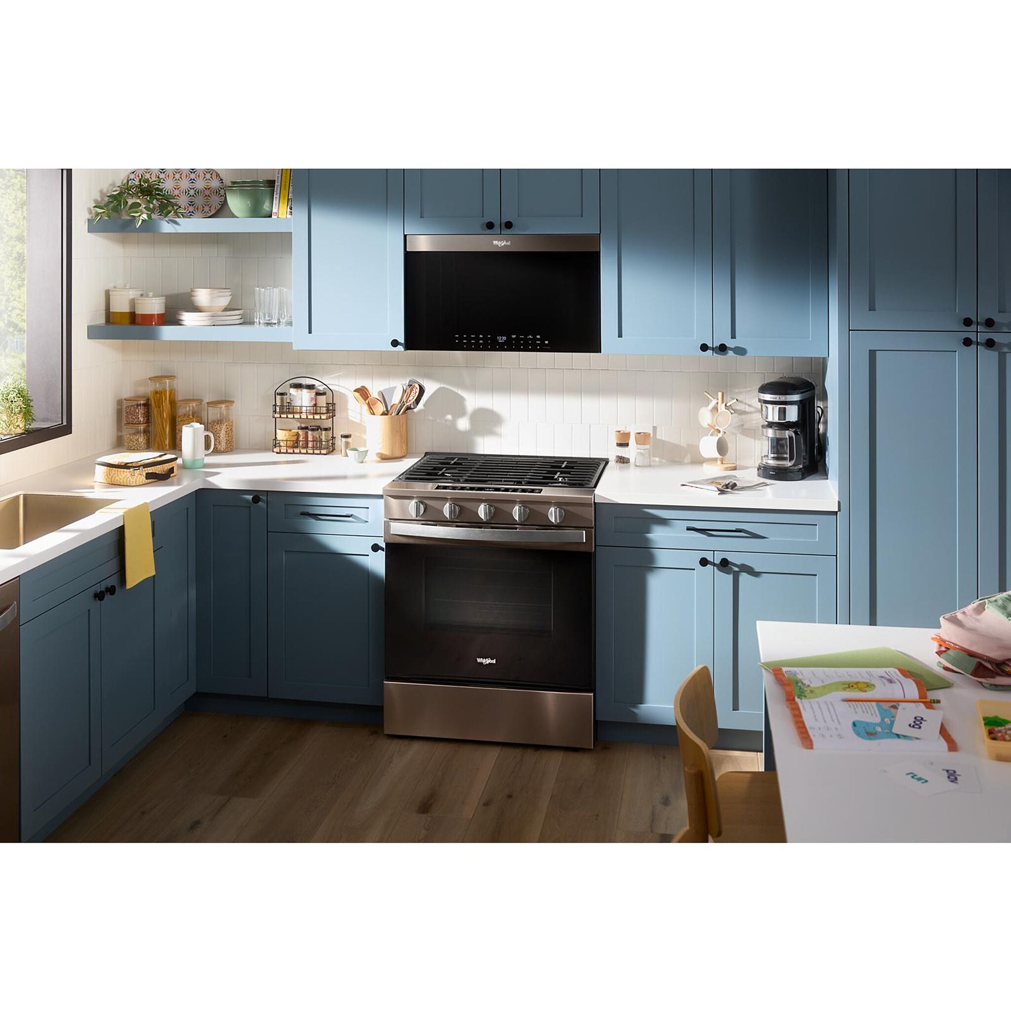 Whirlpool Black-on-Stainless Slide-In Gas Range (5 Cu.Ft.)- WSGS7530RV