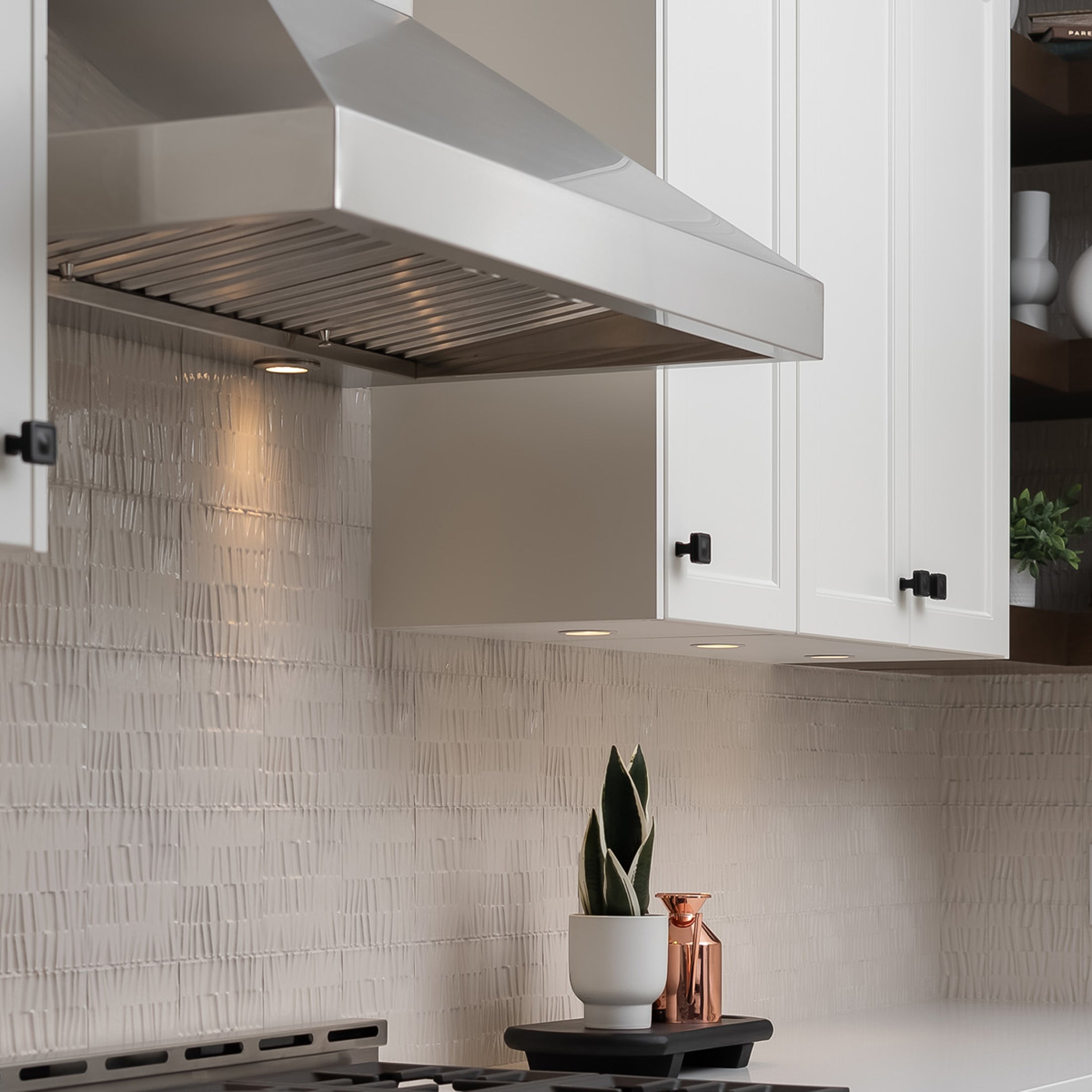 VICTORY Stainless Steel 30" 750 CFM Wall Mount Range Hood - Twister-30