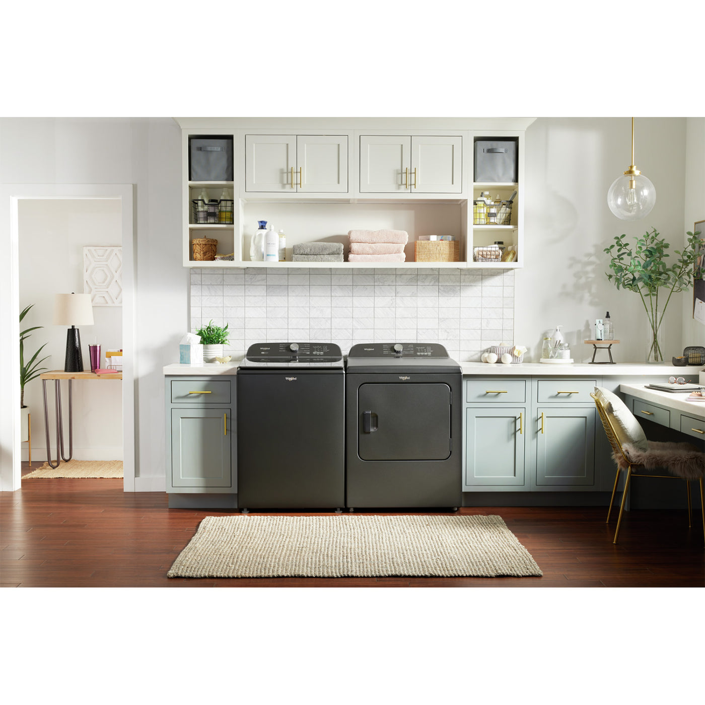 Whirlpool Volcano Black Gas Dryer (7.00 Cu Ft) - WGD6150PB