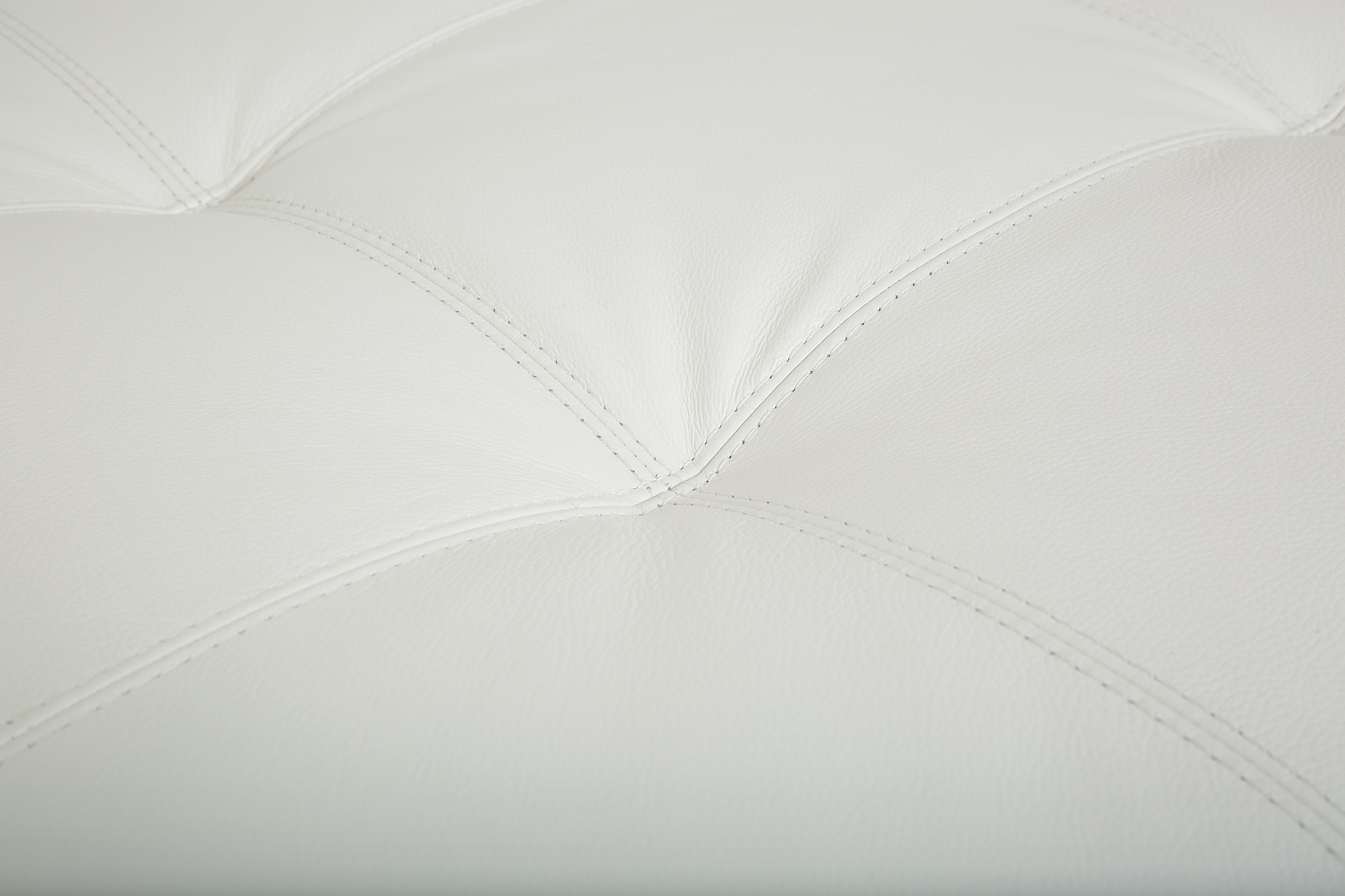 Kati Loveseat - Valencia Snow