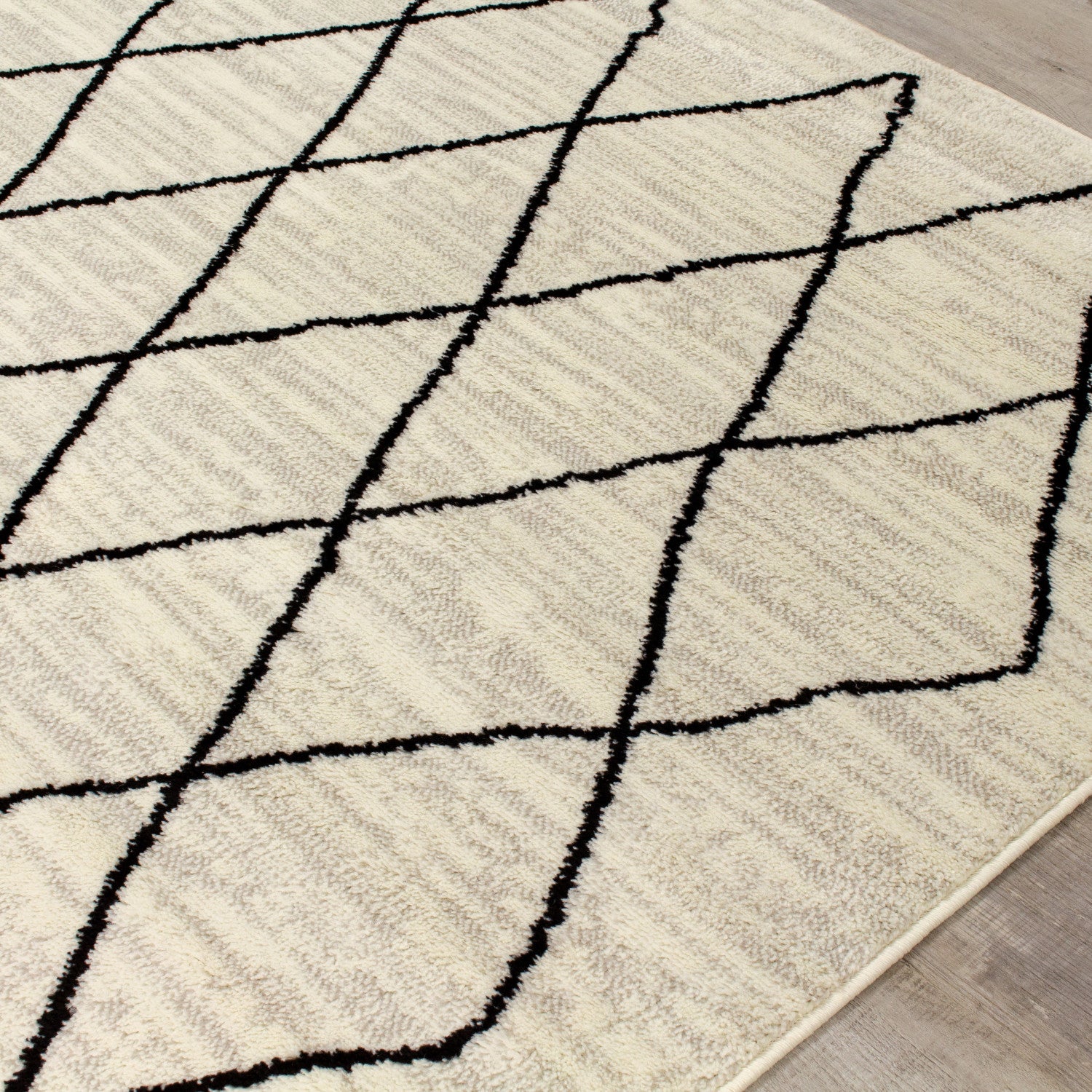 Meridian Pen-Drawn Trellis Lines Area Rug - 5' X 8' - Grey