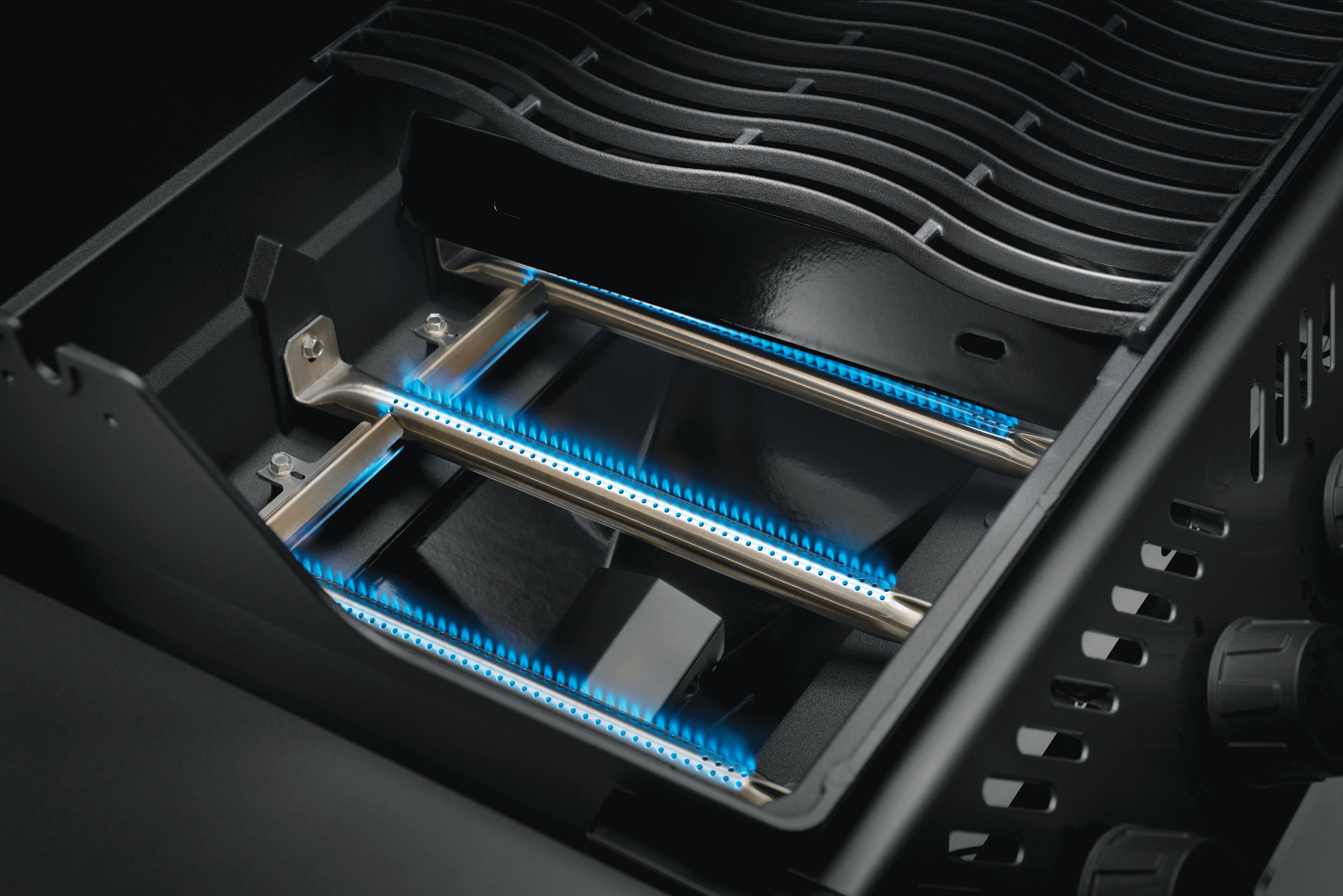 Napoleon Freestyle 365 3-Burner 33,000 BTU Natural Gas Grill - F365DNGT