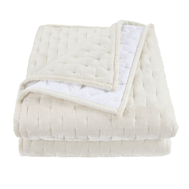 Sierpnia Silk Look Velvet Queen Quilt - Stone