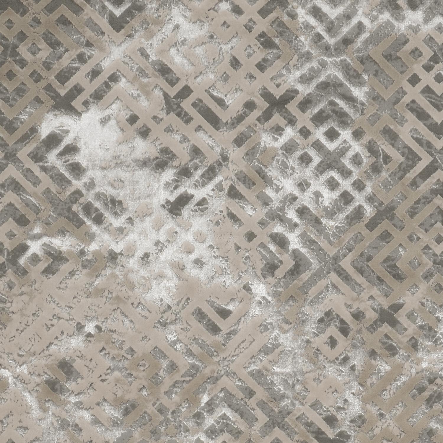 Lacie IV 6'7" x 9'6" - Sand Silver Area Rug