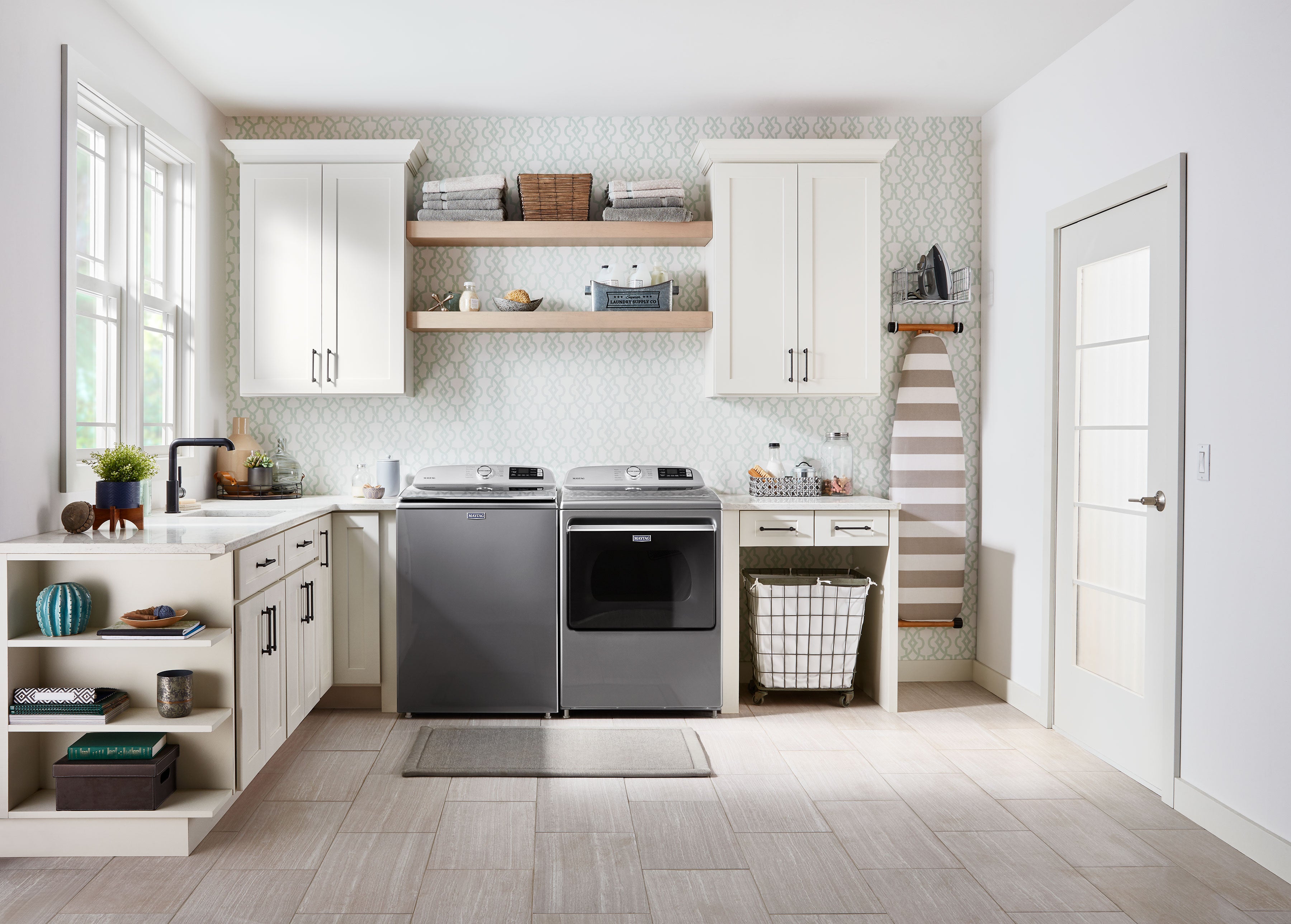 Maytag Metallic Slate Smart Top Load Washer (6.0 cu.ft.) - MVW7230HC