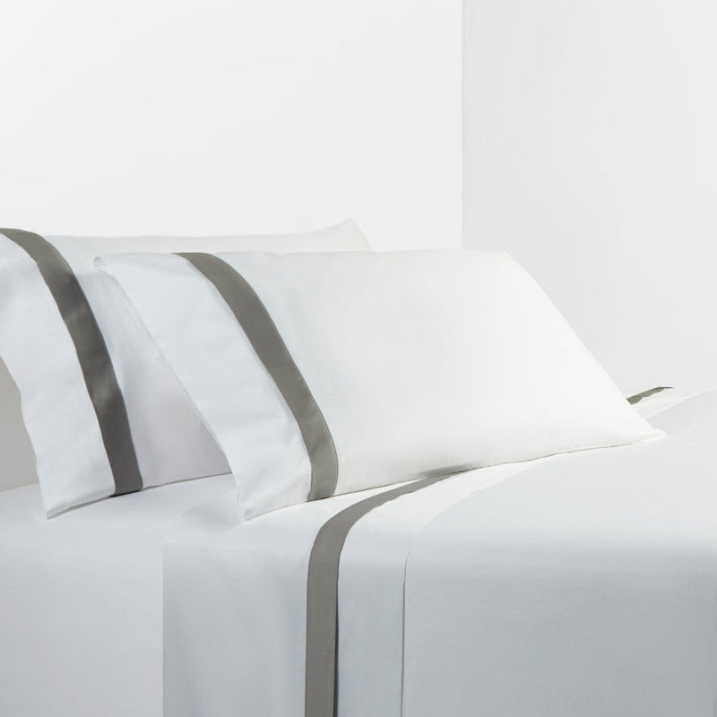 Orono 4 Pc. King Flange Sheet Set - White / Grey