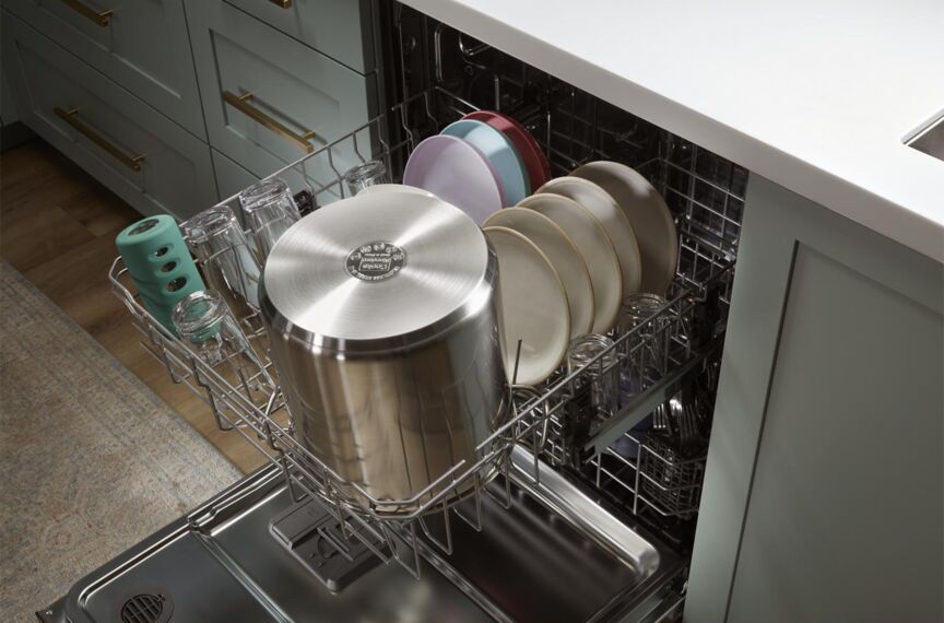 Whirlpool Black Dishwasher with Deep Top Rack (50 dBA) - WDT740SALB