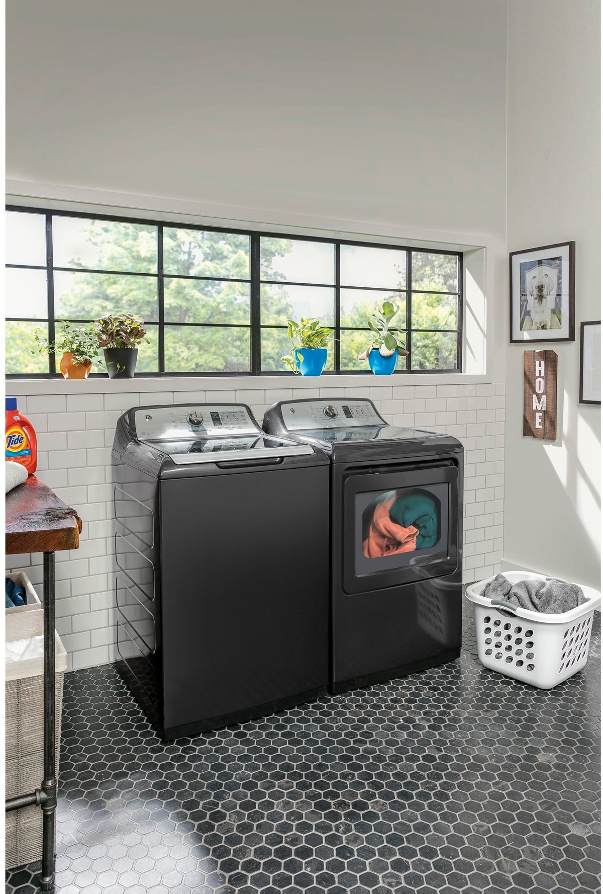 GE Diamond Grey Electric Dryer (7.4 Cu. Ft.) - GTD75ECMLDG