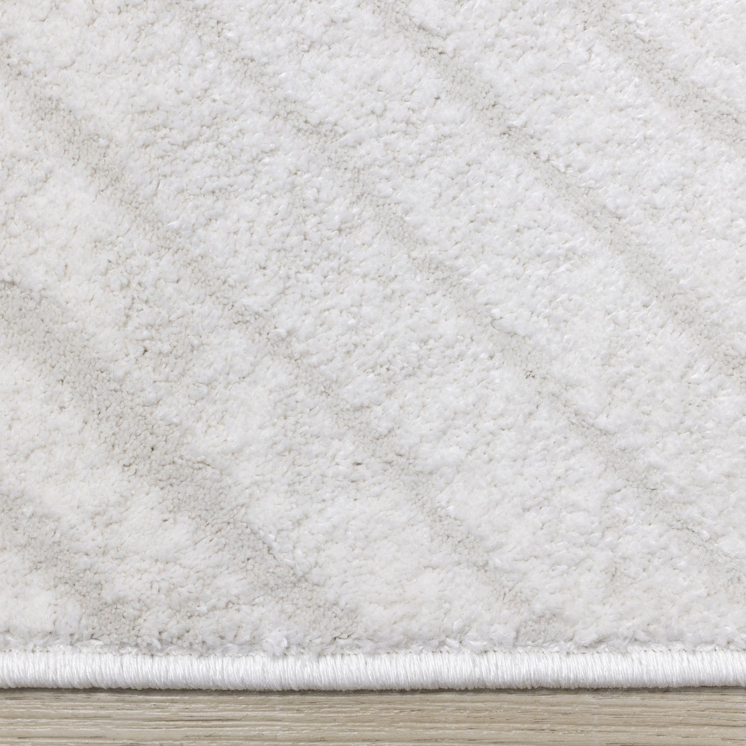 Hillary Modern Lines Area Rug - 5' X 8' - Cream